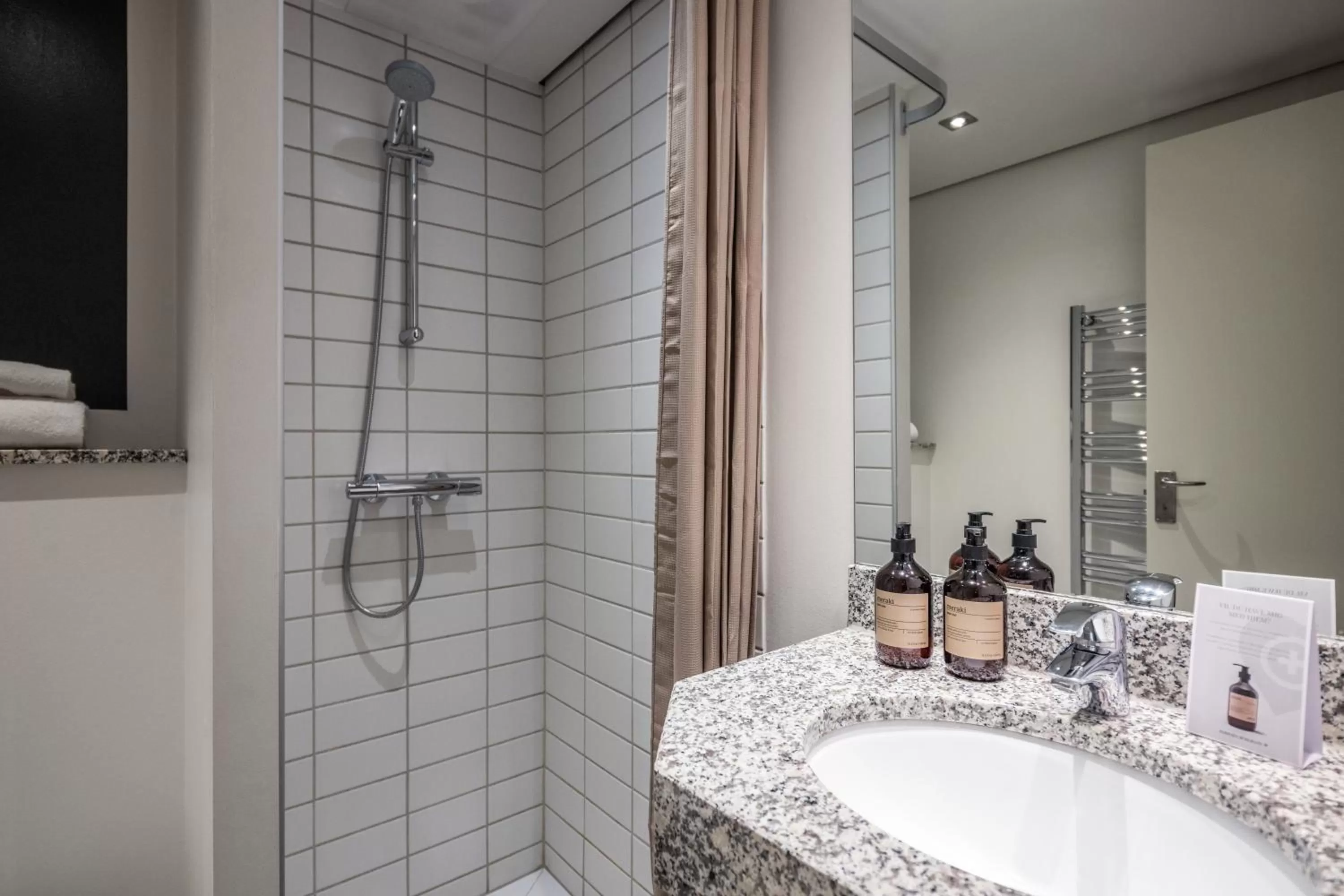 Double Room with Garden View - single occupancy in Pier 5 Hotel