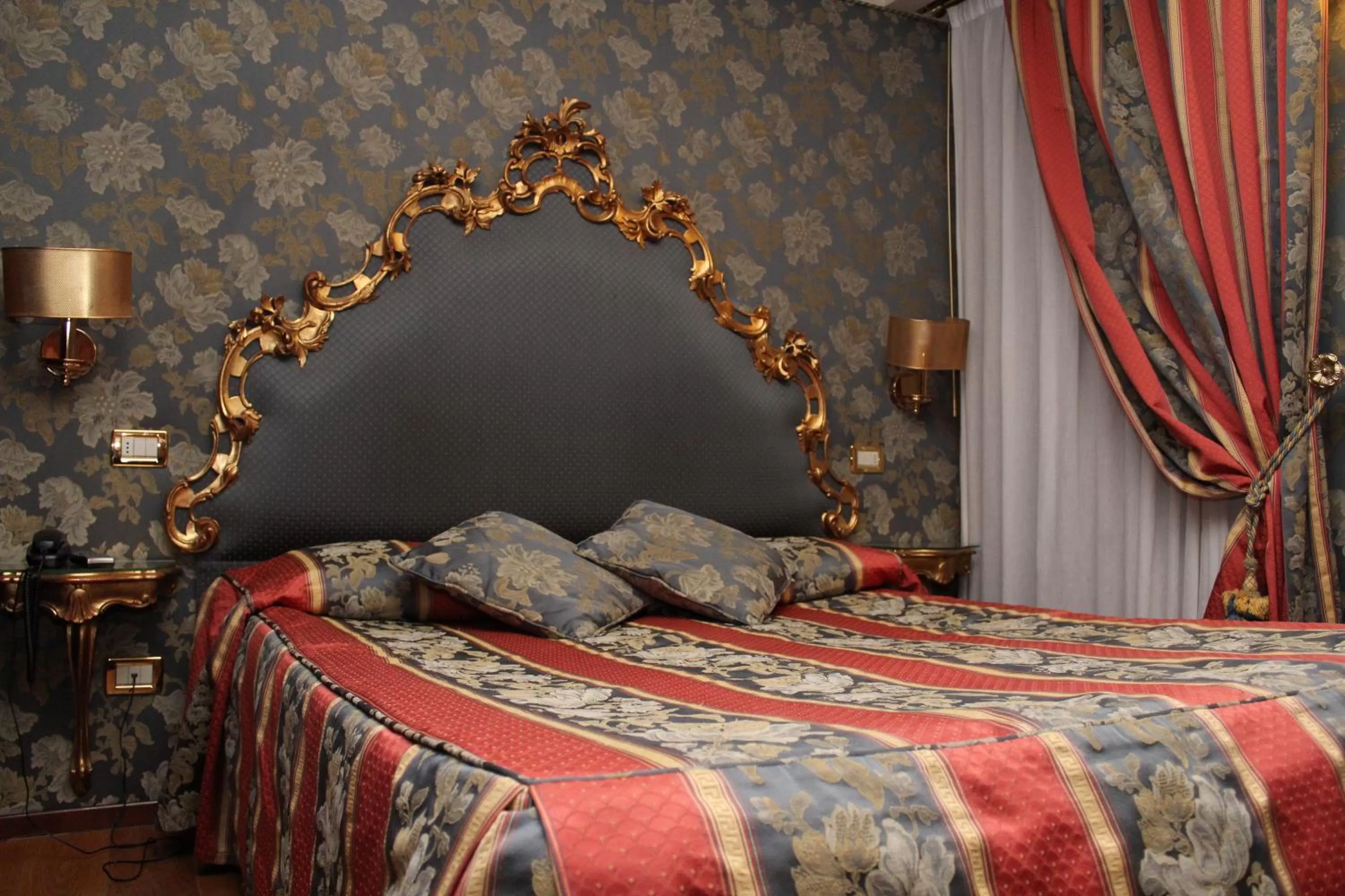 Superior Double Room in Royal San Marco Hotel