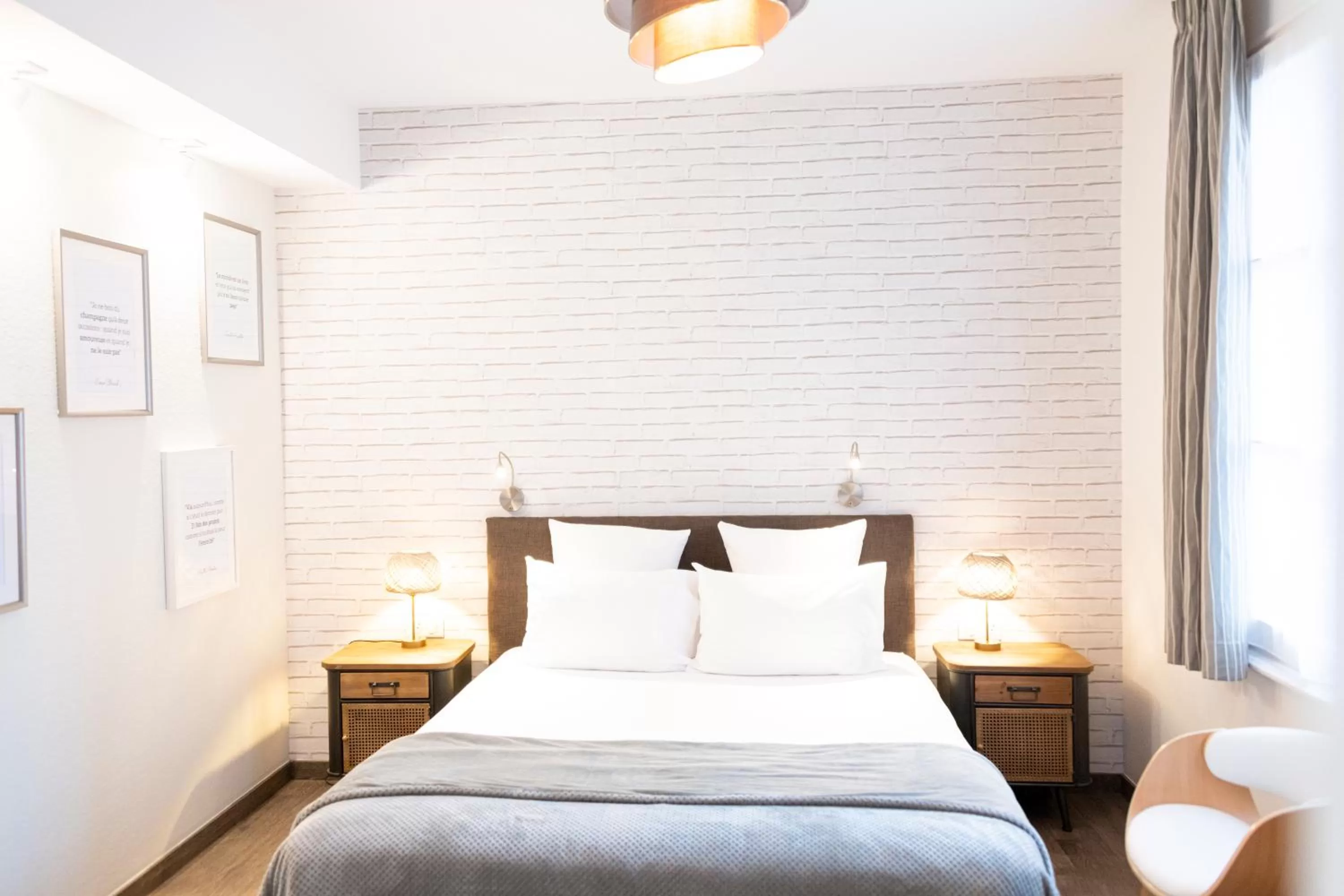 Comfort Double Room with Shower or Bath in Hotel Beaucour