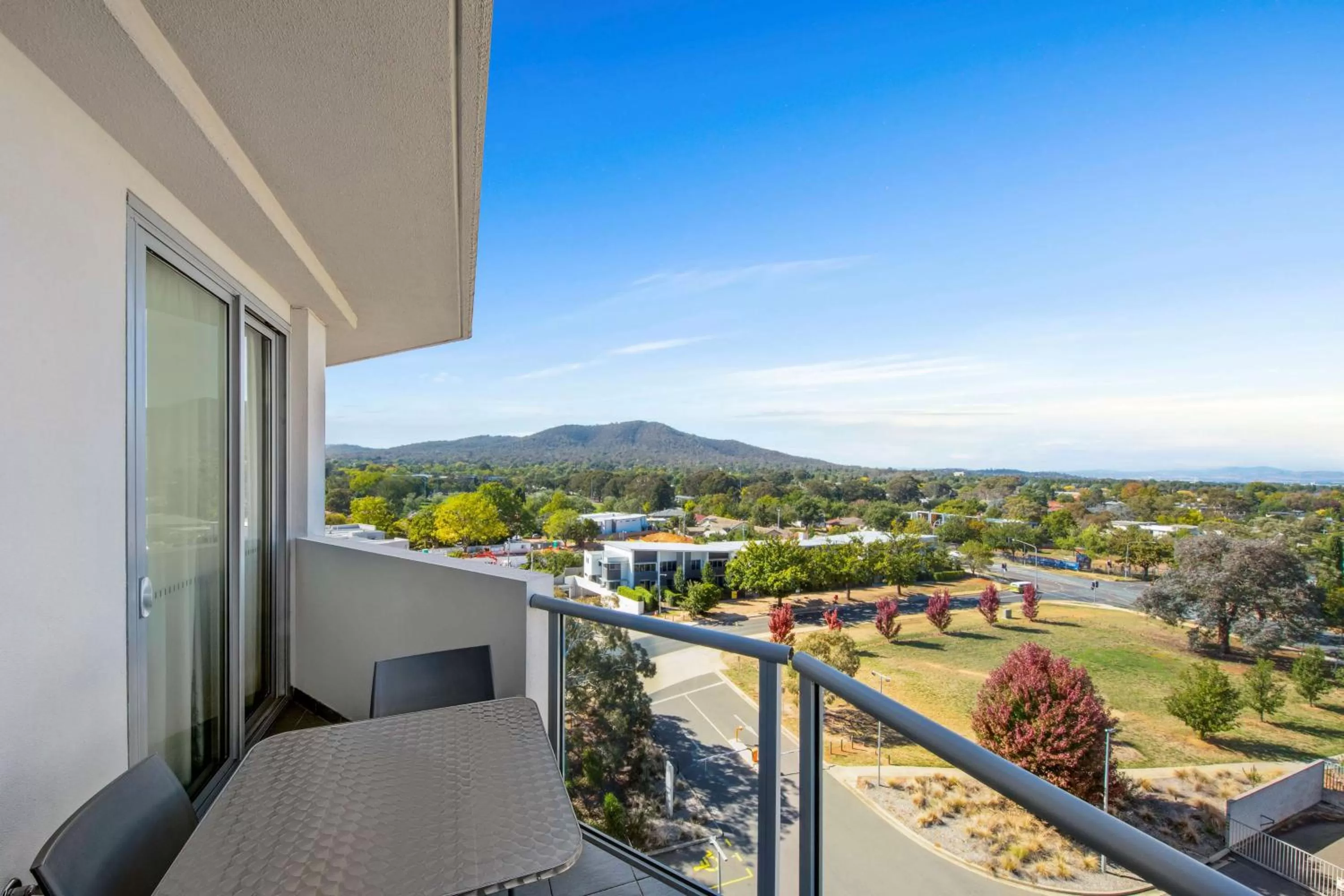 One Bedroom Apartment - Queen in Adina Serviced Apartments Canberra Dickson