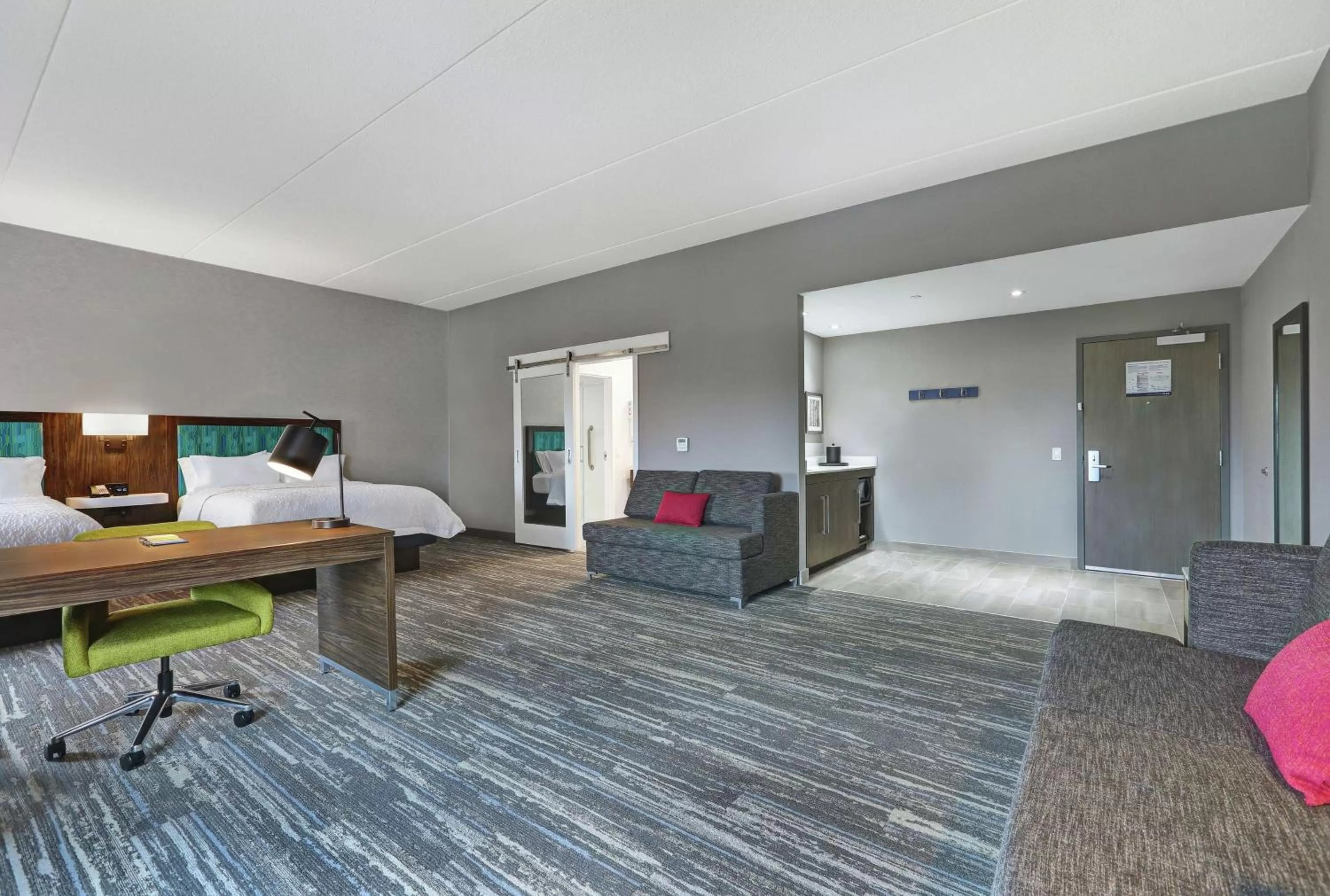 Queen Studio Suite with Two Queen Beds - Non-Smoking in Hampton Inn Peterborough