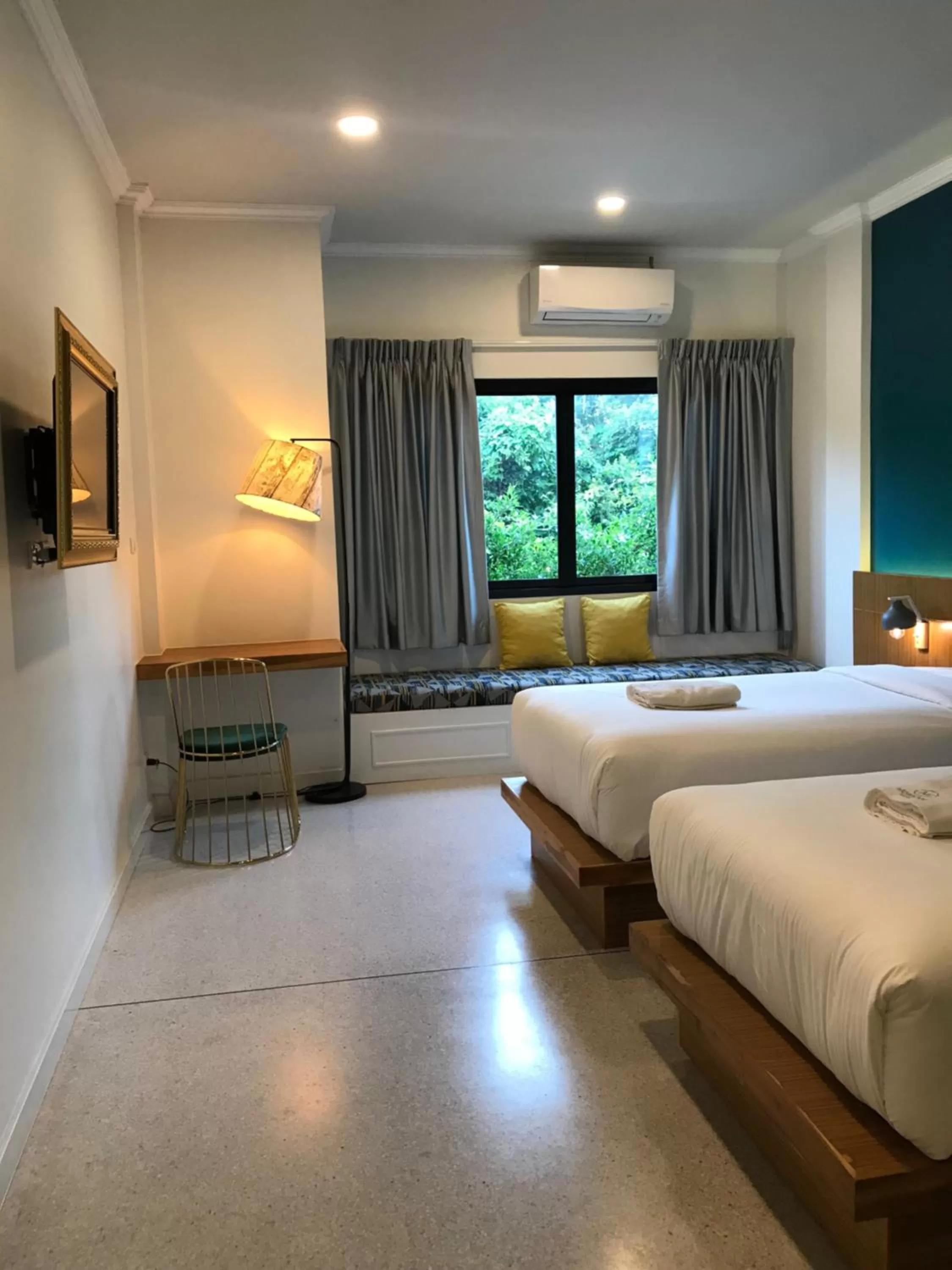 Superior Twin Room in Mosstel