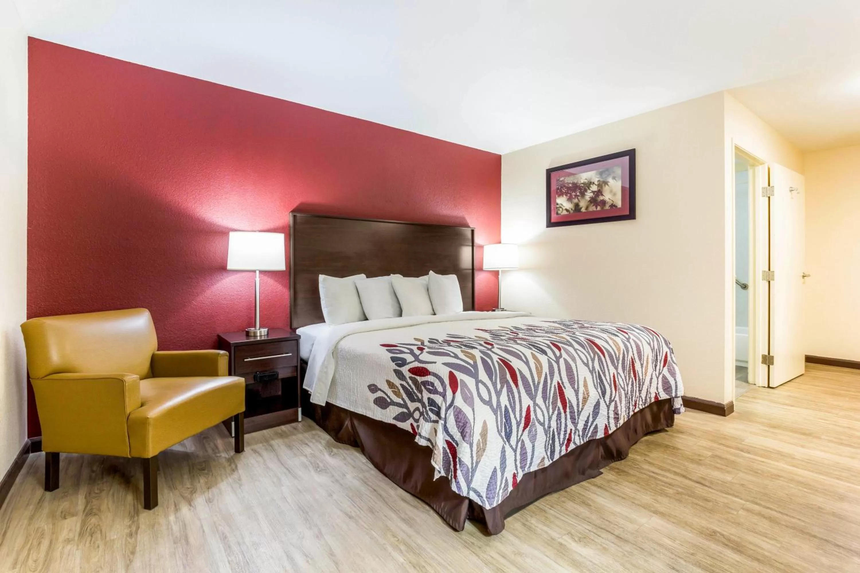King Room - Disability Access/Non-Smoking in Red Roof Inn Dry Ridge