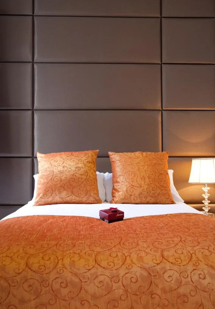 Luxury Double Room in City Inn Russell Square