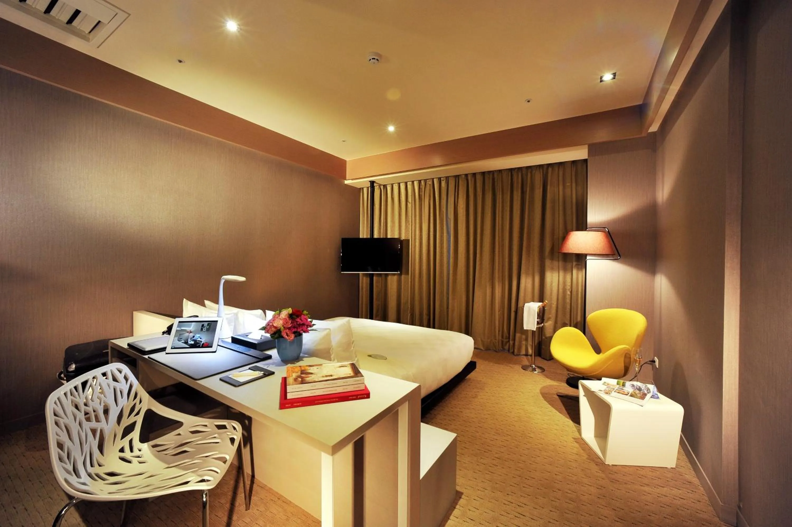 Vogue O2 Double Room in Taipei 101 SPARKLE Hotel