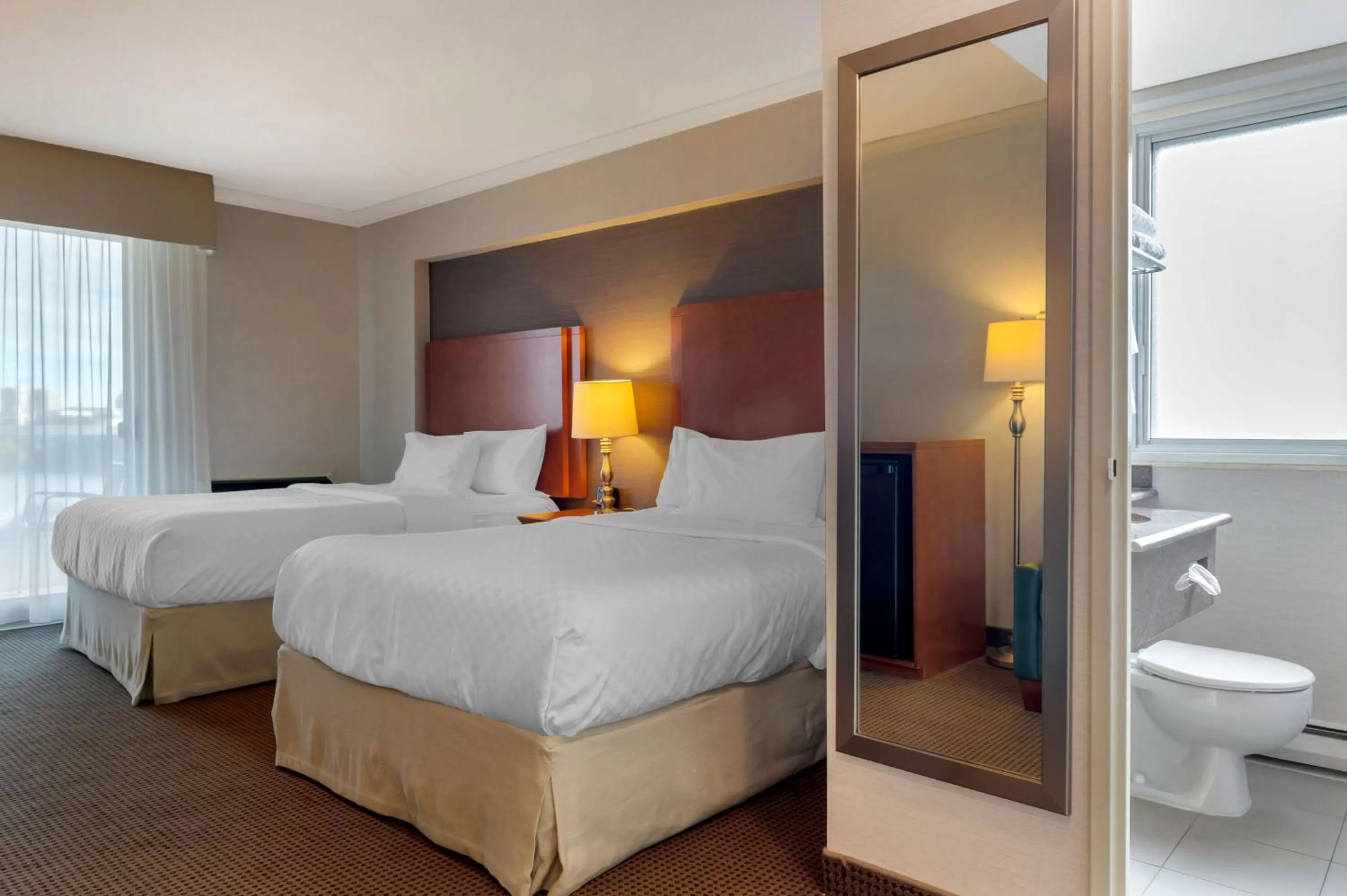 Double Room with Two Double Beds in Best Western Plus Gatineau-Ottawa Downtown