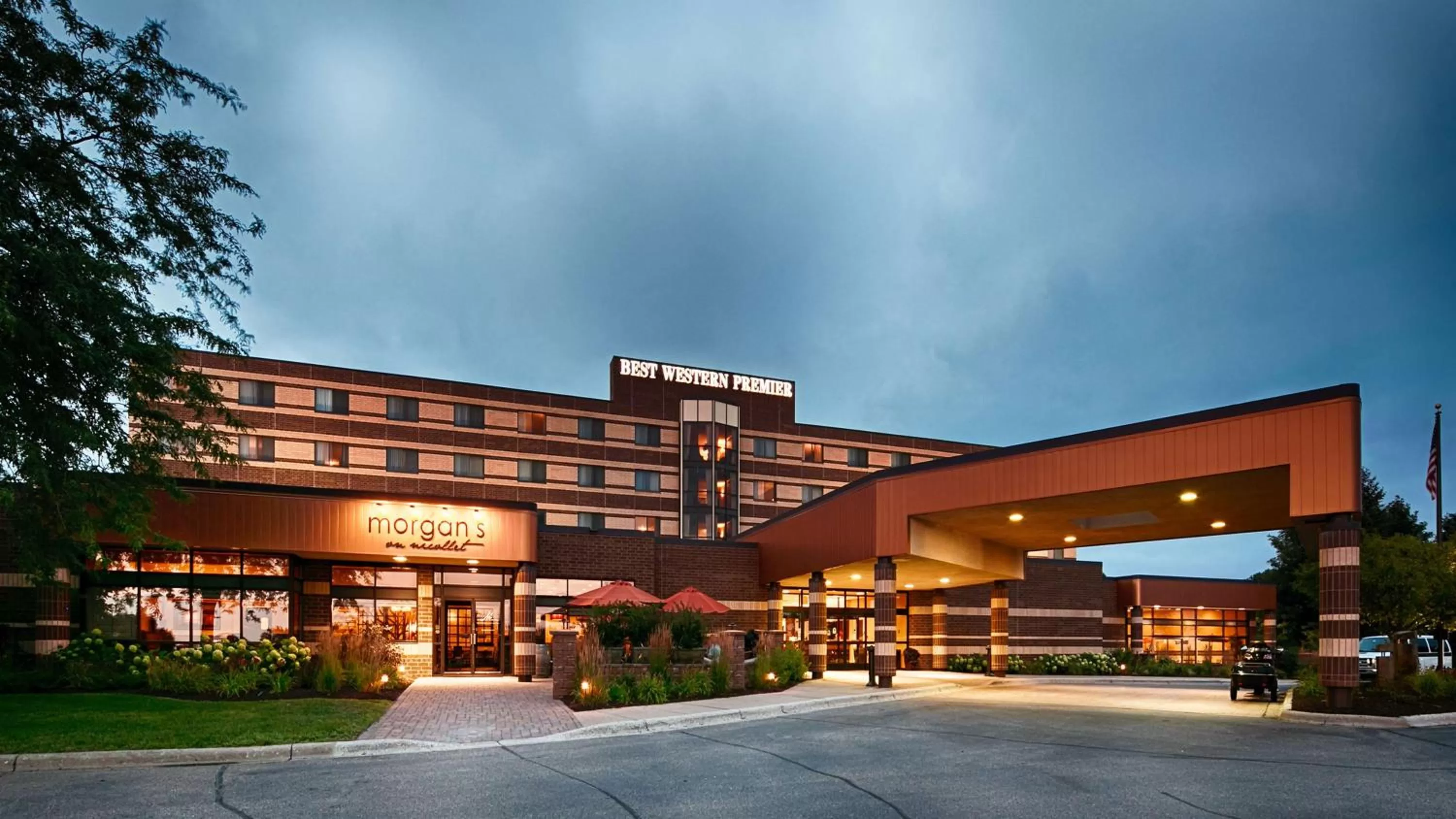 Best Western Premier Nicollet Inn