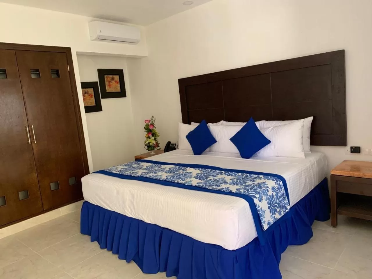 Standard King Room in Hotel Catedral Valladolid Yucatan
