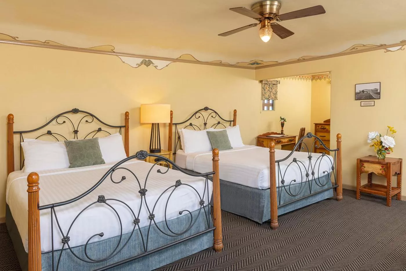 Quadruple Room with Garden View in The Pierpont Inn