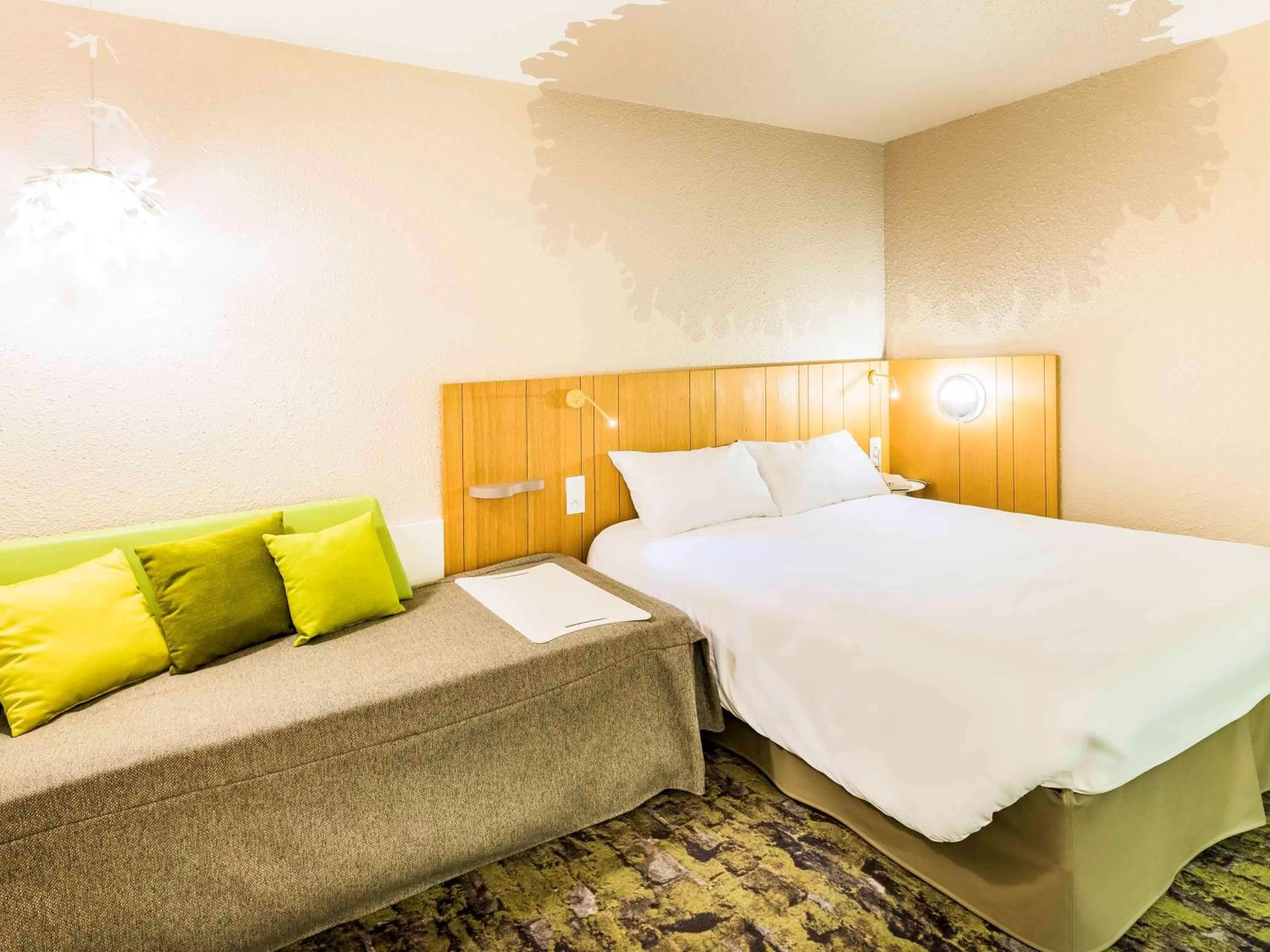 Standard Room with 1 Double Bed in ibis Styles Tours Sud