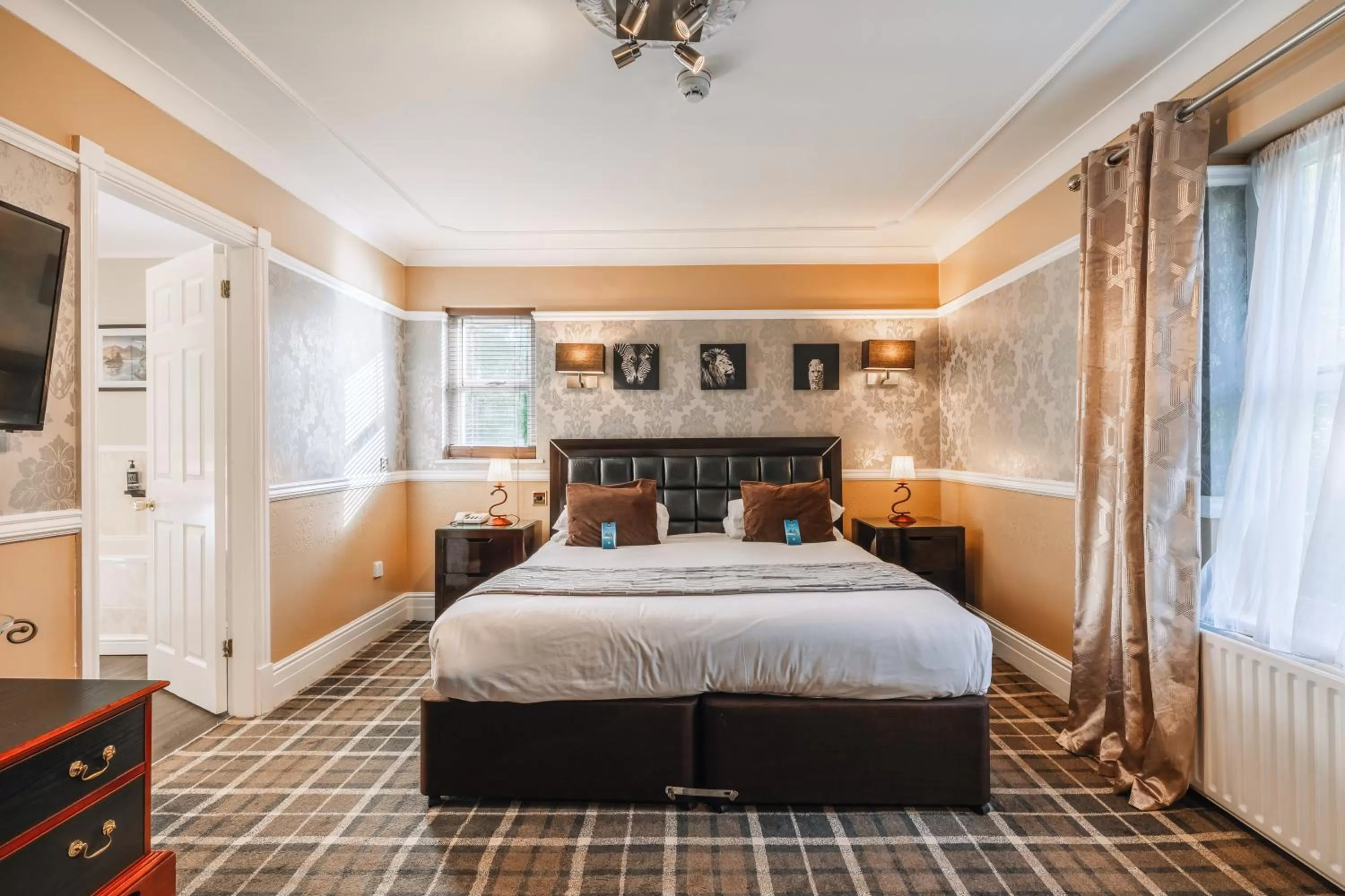 Presidential Suite in Muthu Belstead Brook Hotel