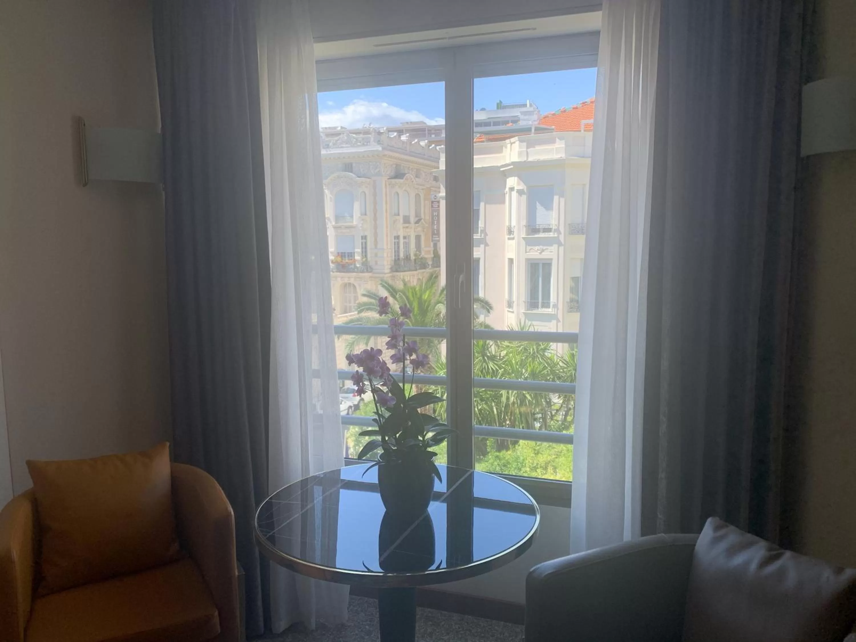 One-Bedroom Apartment (3 Adults) - 131 ft² in Goldstar Apartments & Suites