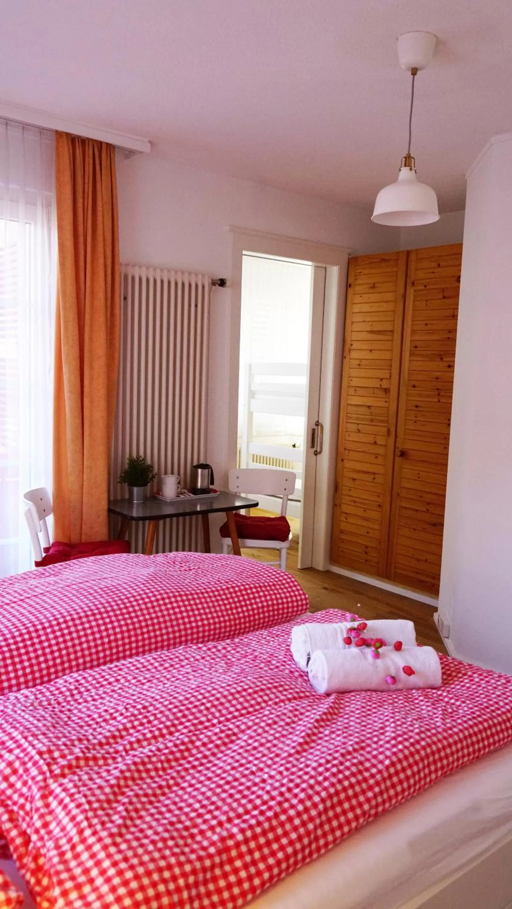 Family Room with Balcony in Adventure Guesthouse Interlaken