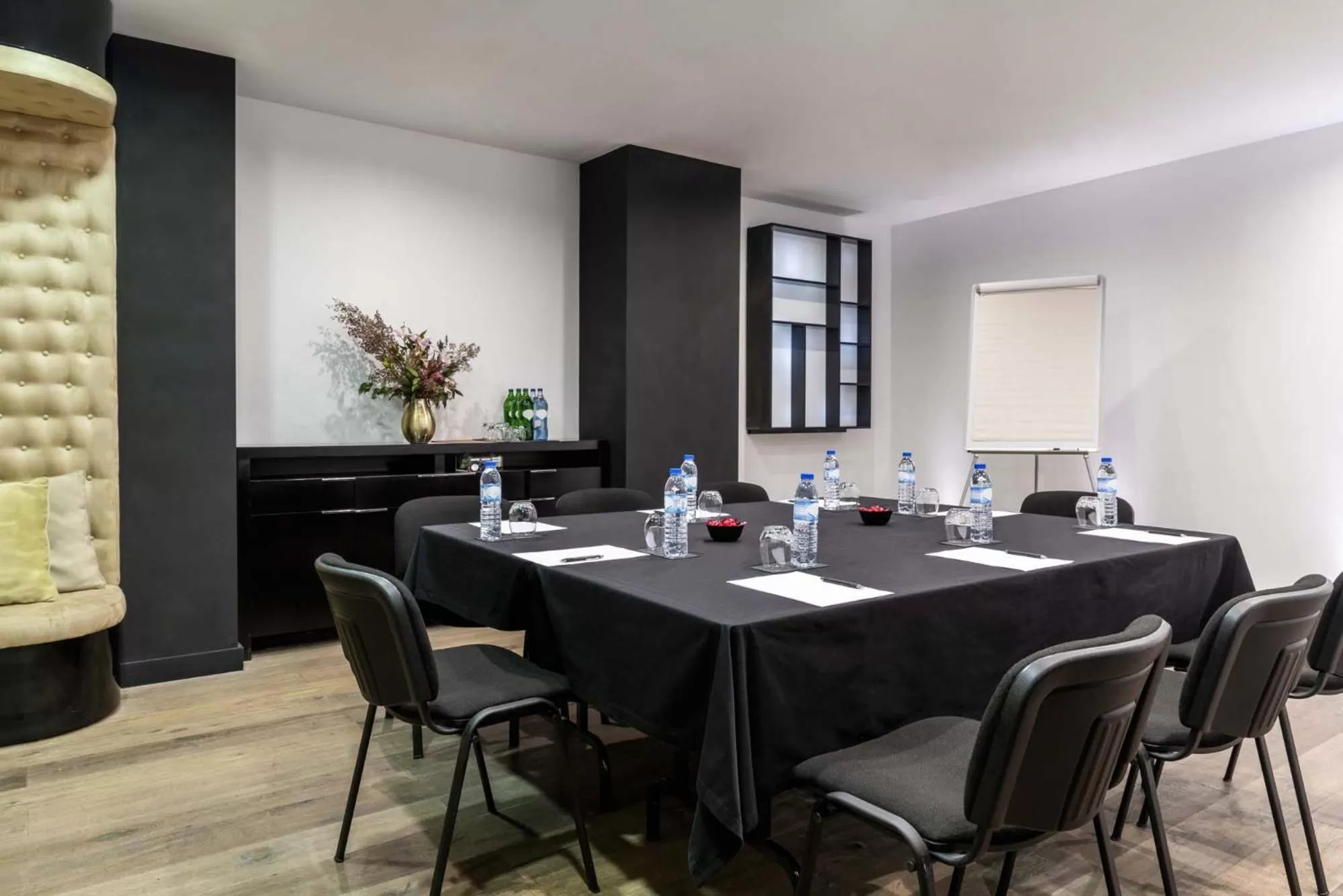 Meeting/conference room in 9Hotel Mercy