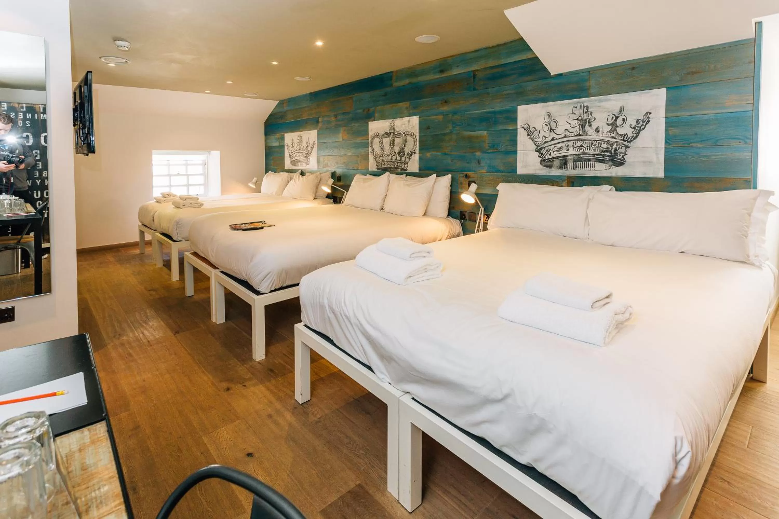 XXL - Sleeps up to 6 in Stay Central Hotel