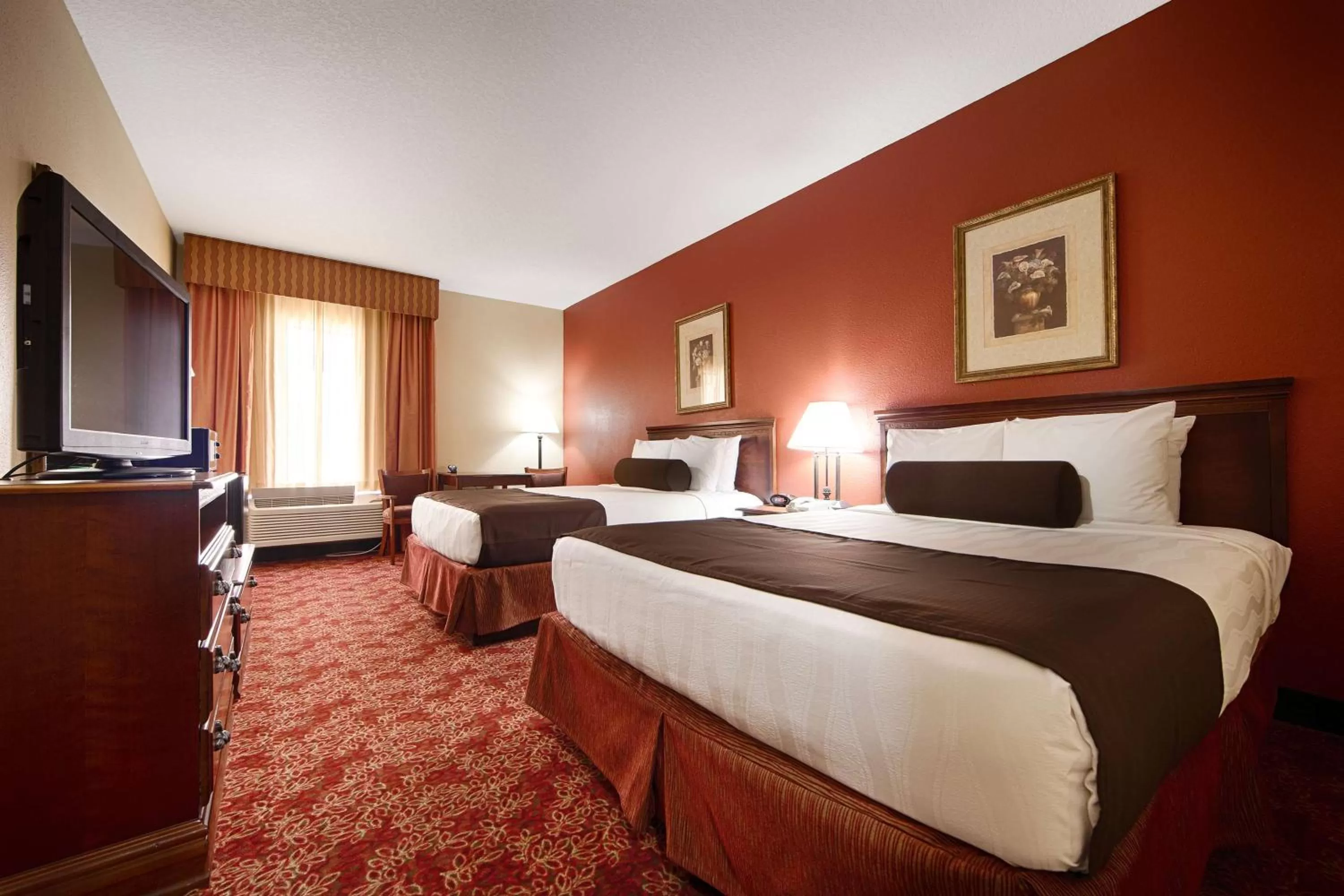 Queen Room with Two Queen Beds - Non-Smoking in Best Western Fort Lauderdale Airport Cruise Port