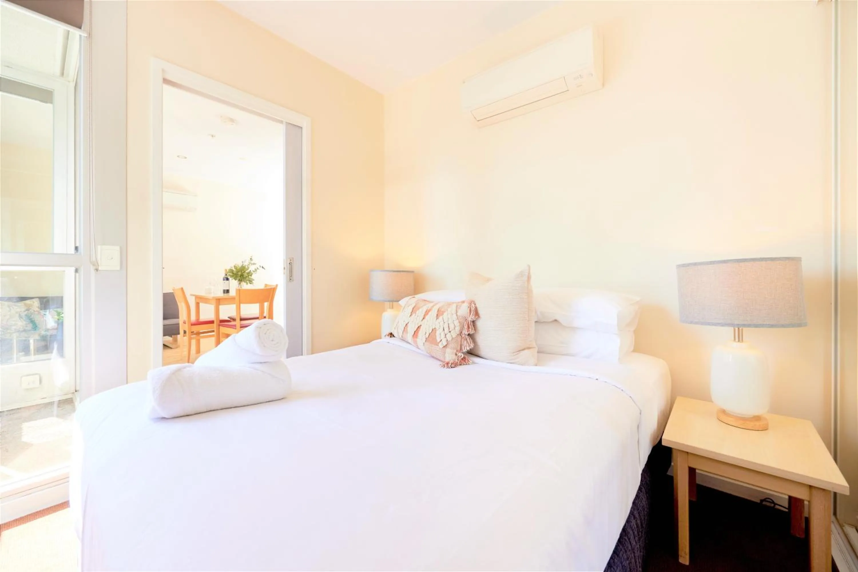 Deluxe Two Bedroom Apartment in Arrow on Swanston