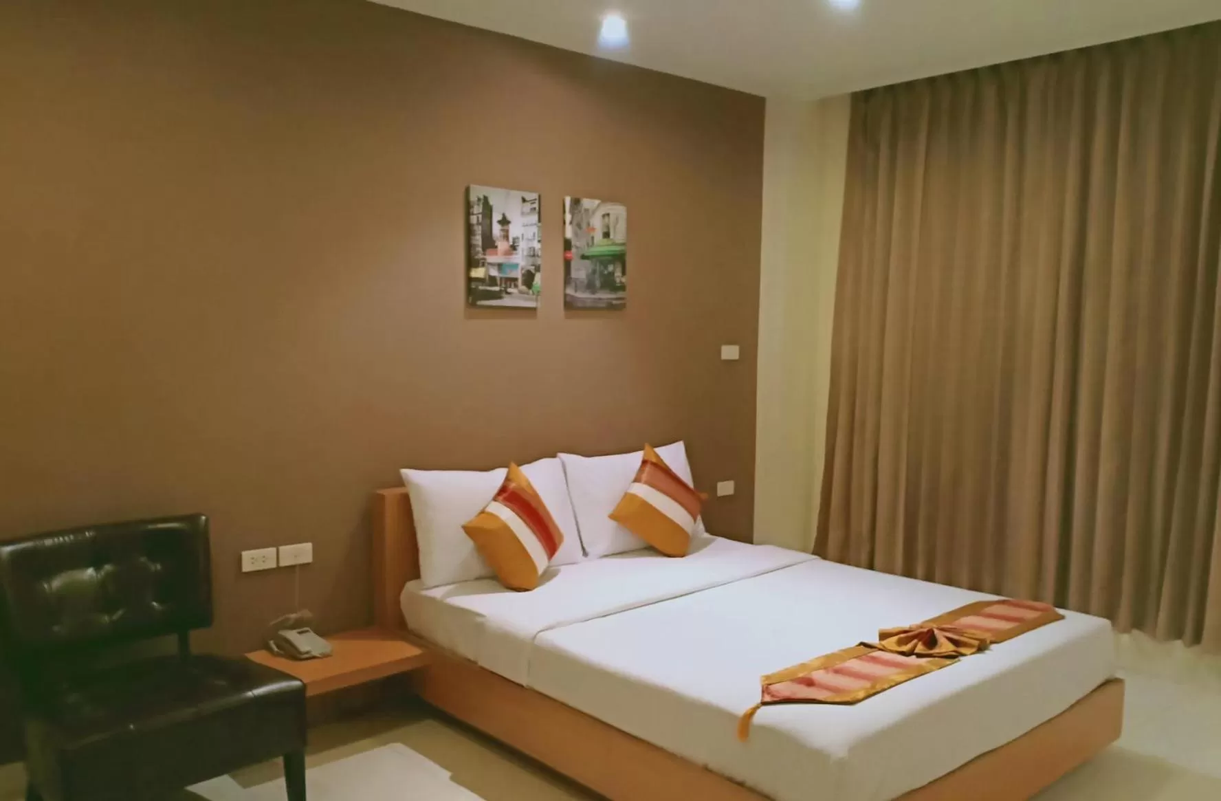 Bed in Sena House
