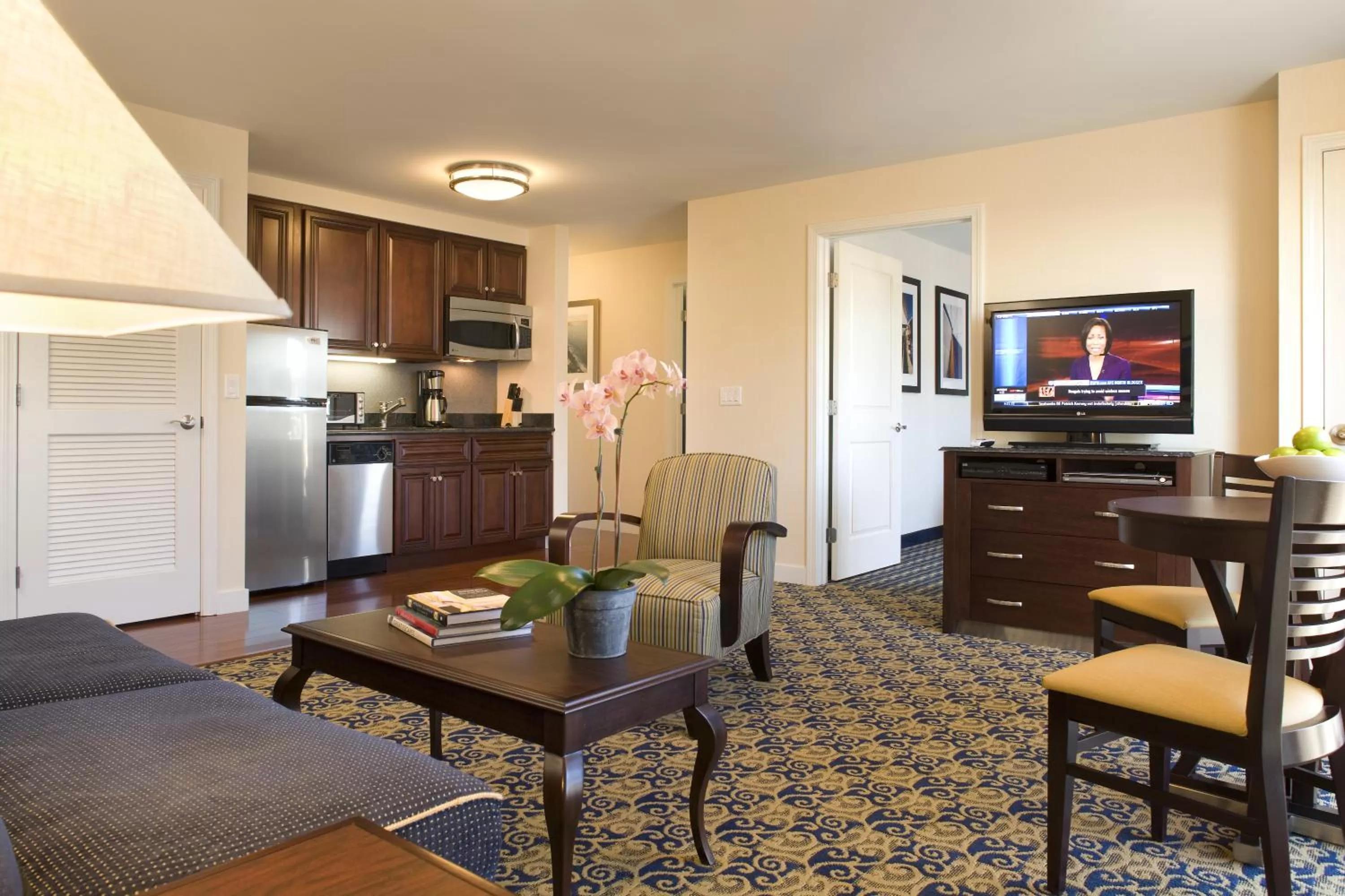 Two-Bedroom Suite in Newport Beach Hotel & Suites