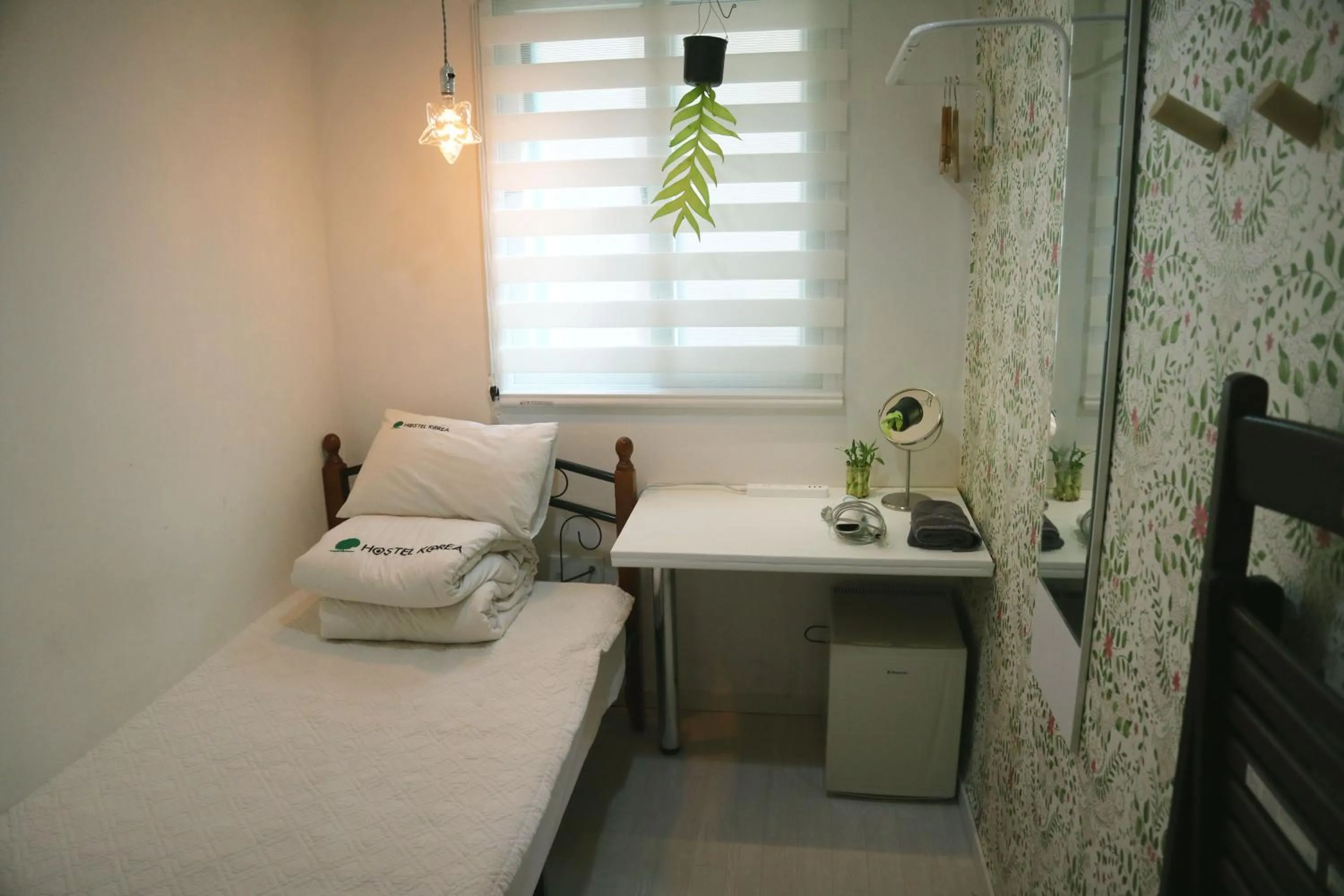 Single Room with Shared Bathroom in Hostel Korea - Original