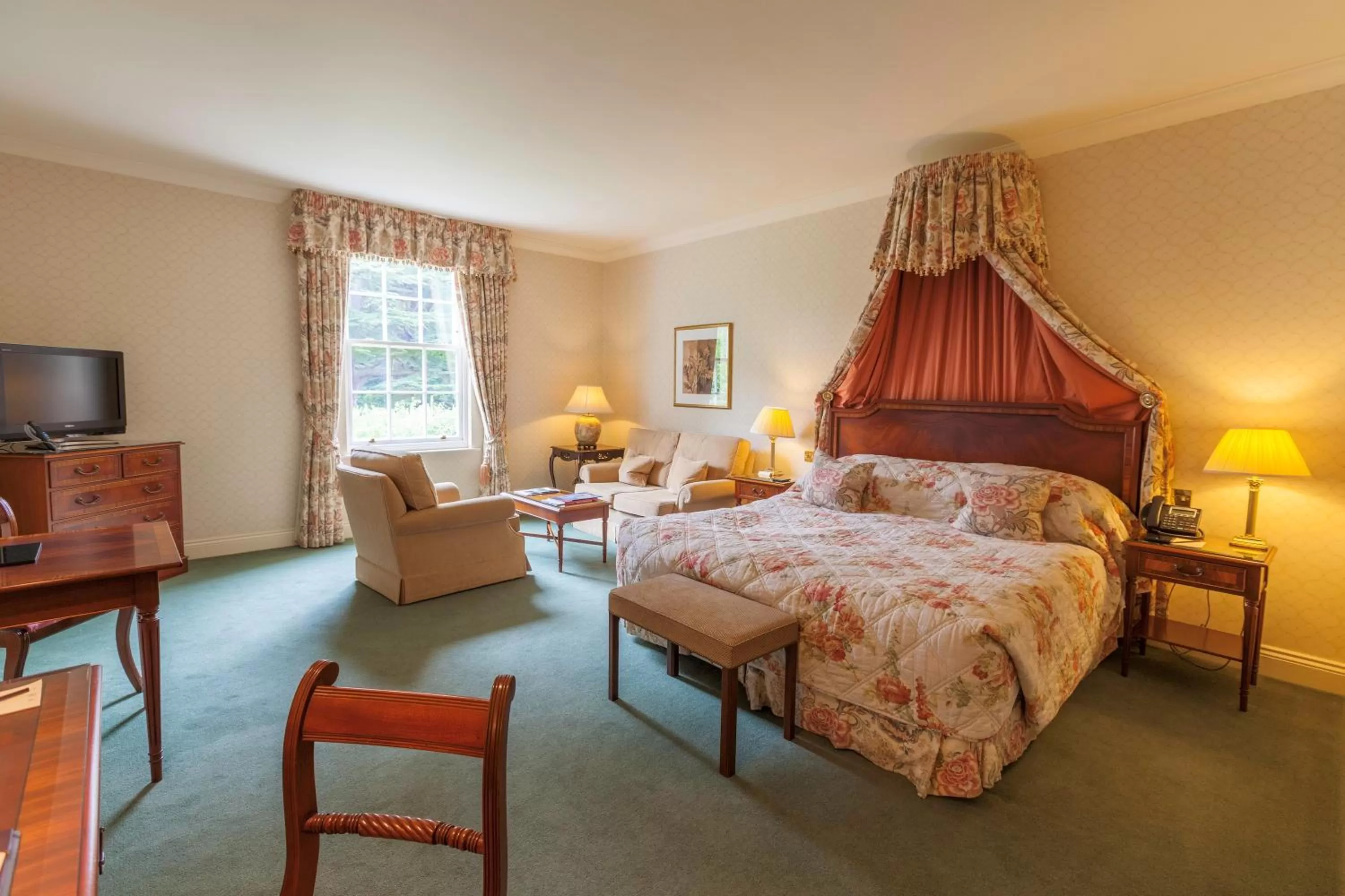 Parkland Executive Room in Luton Hoo Hotel, Golf and Spa