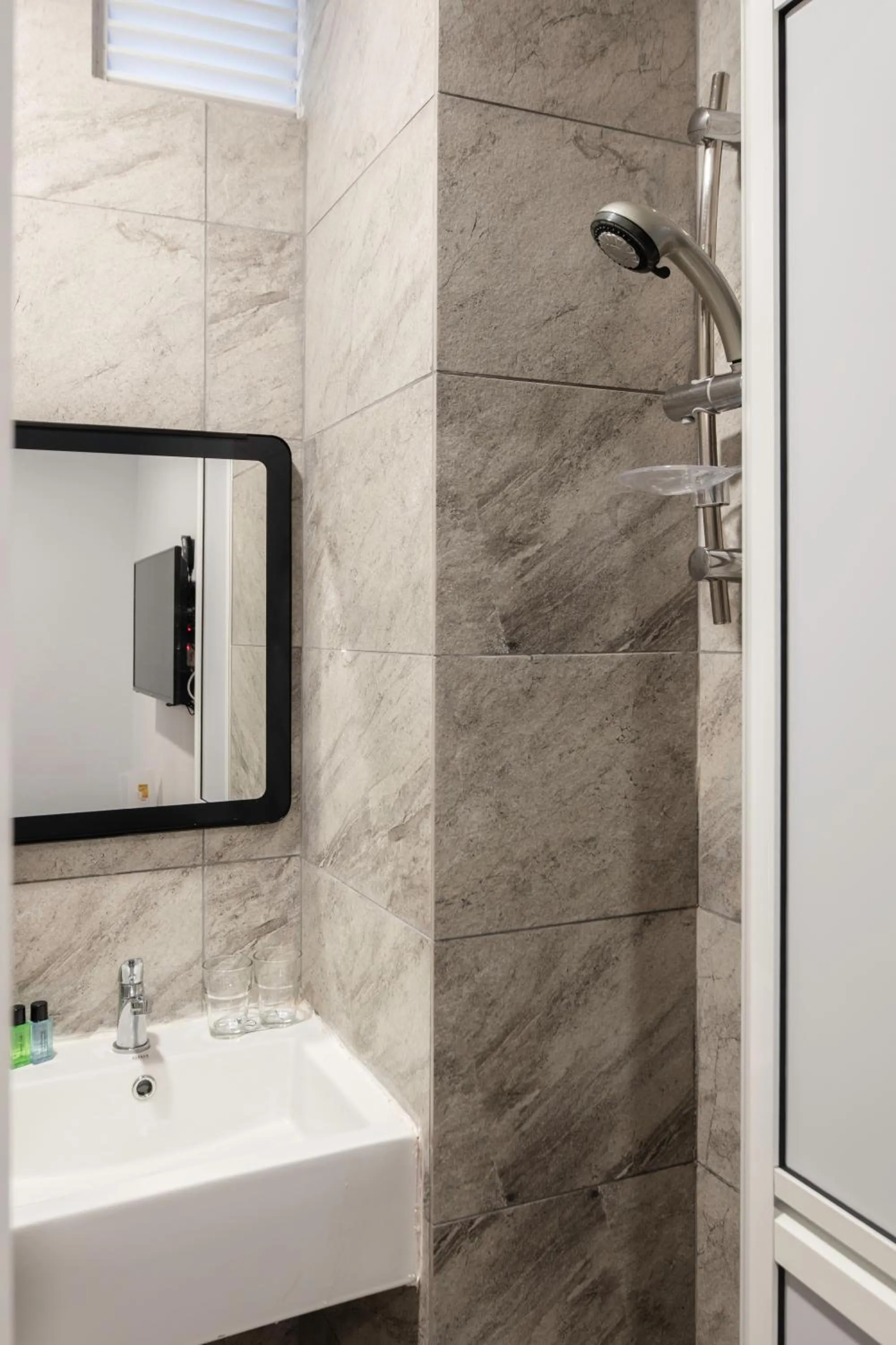 Bed in 6-Bed Female Dormitory Room in Kitez Hotel & Bunkz