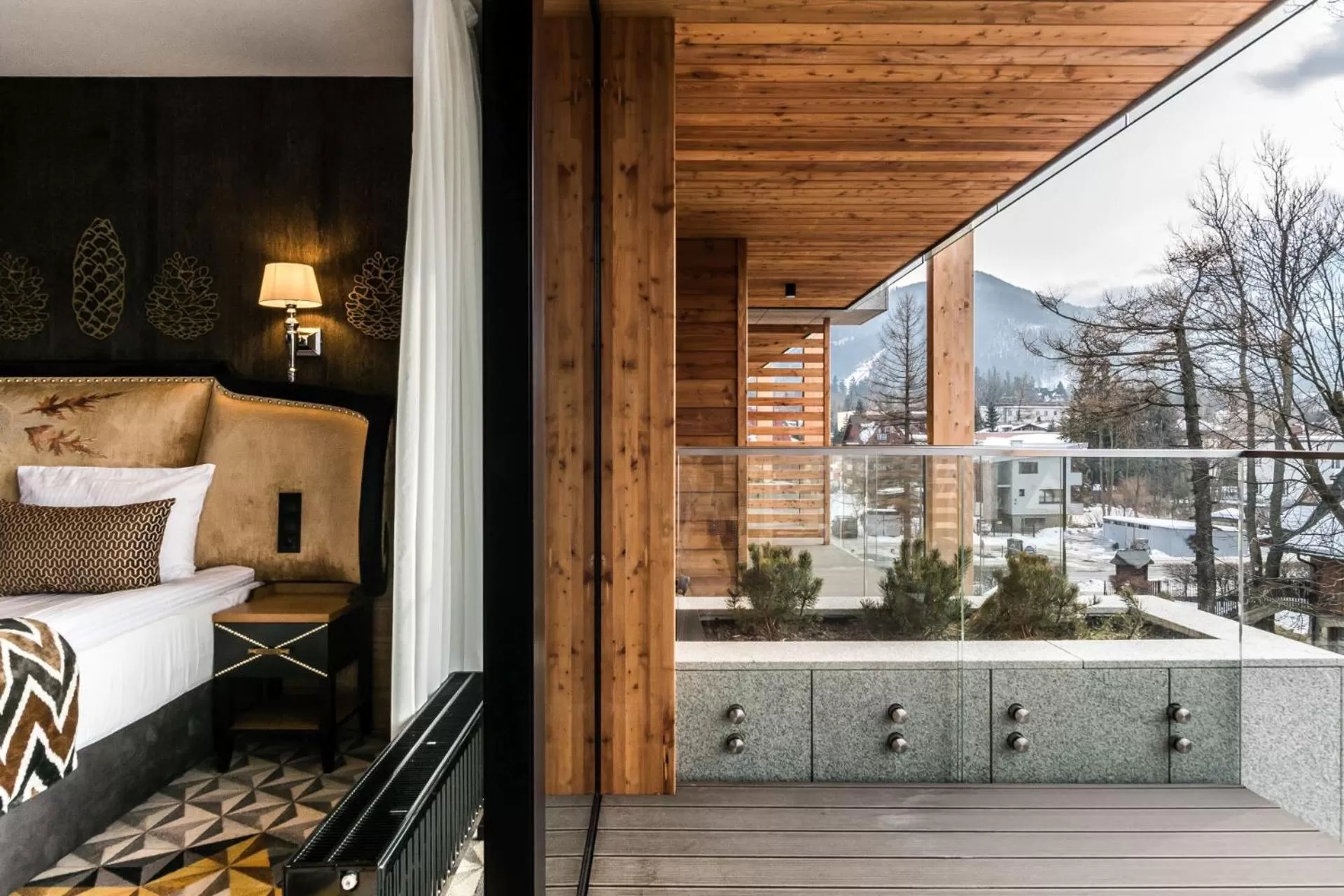 Deluxe Double or Twin Room with Mountain View in Bachleda Residence Zakopane