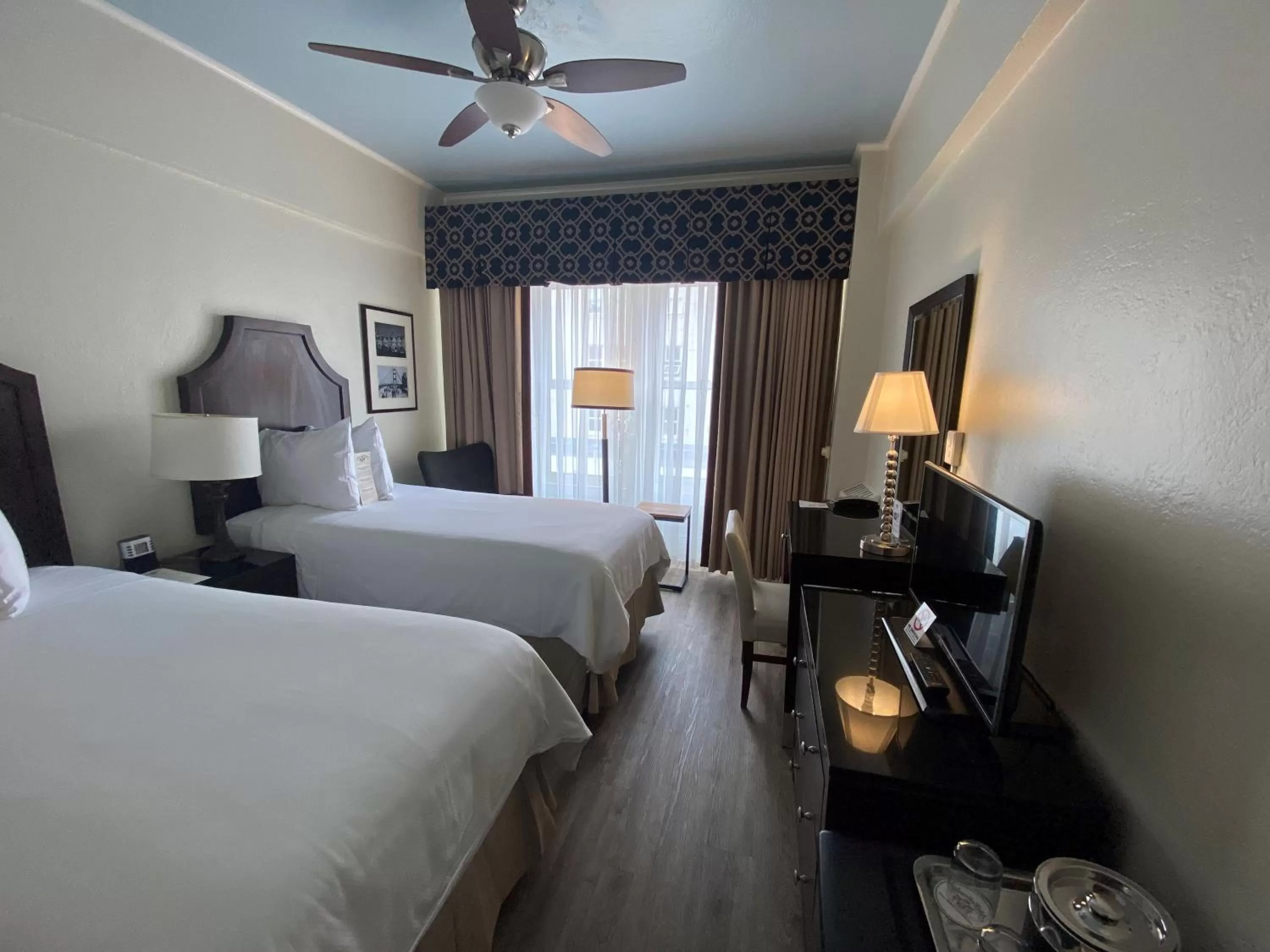 Twin Room in Chancellor Hotel on Union Square