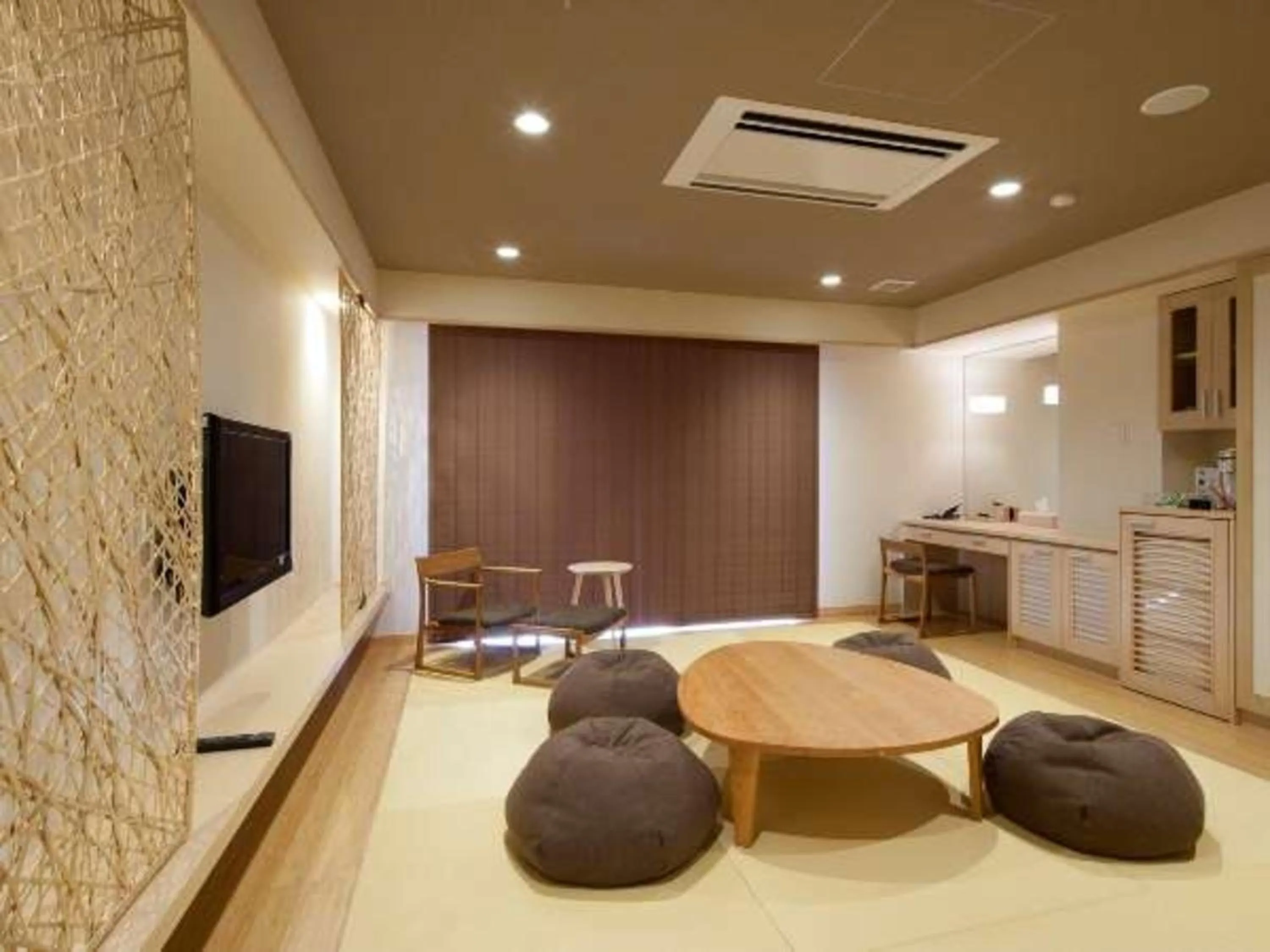 Japanese-Style Quadruple Room in Hana Beppu