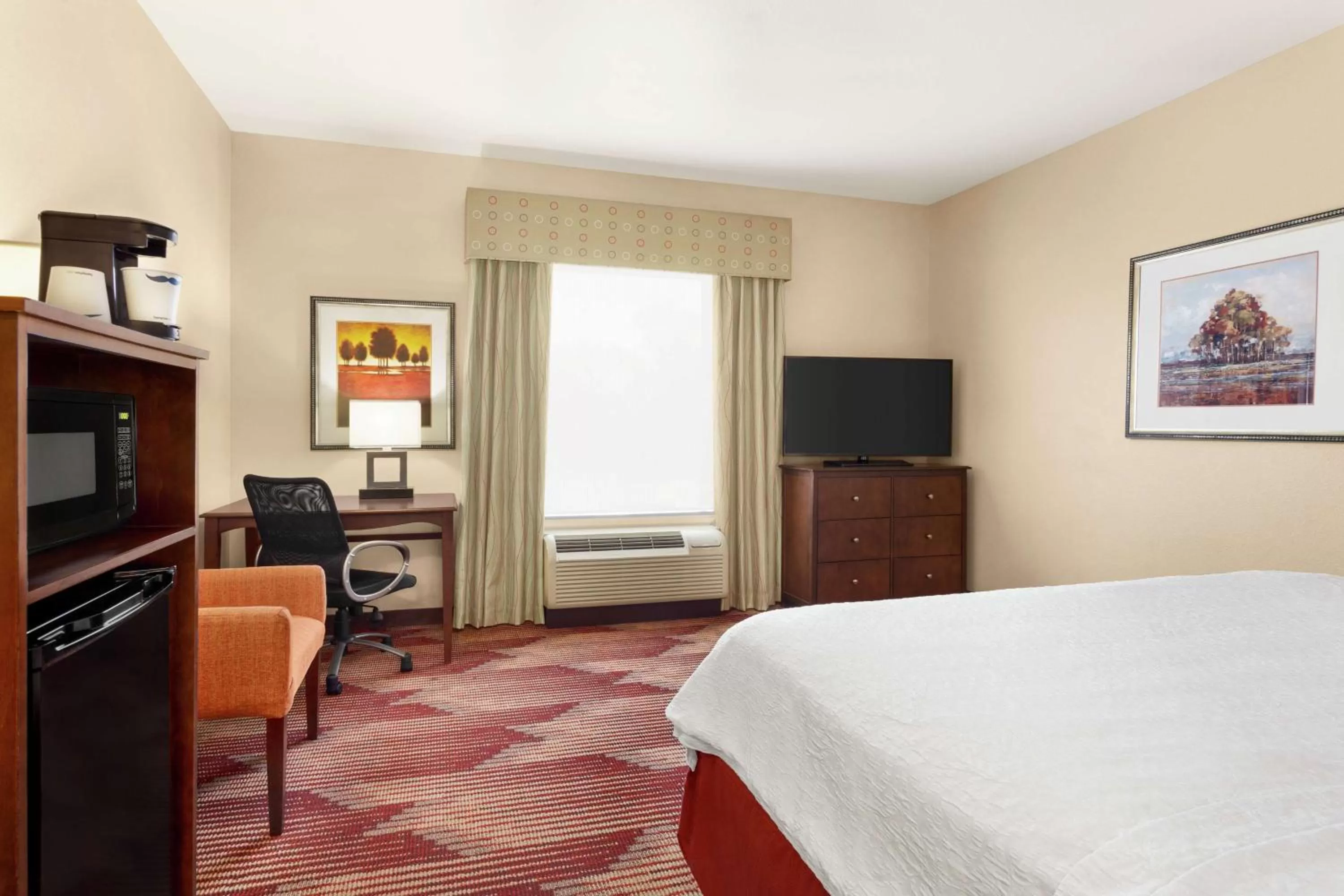 King Room - Non-Smoking in Hampton Inn Sulphur Springs