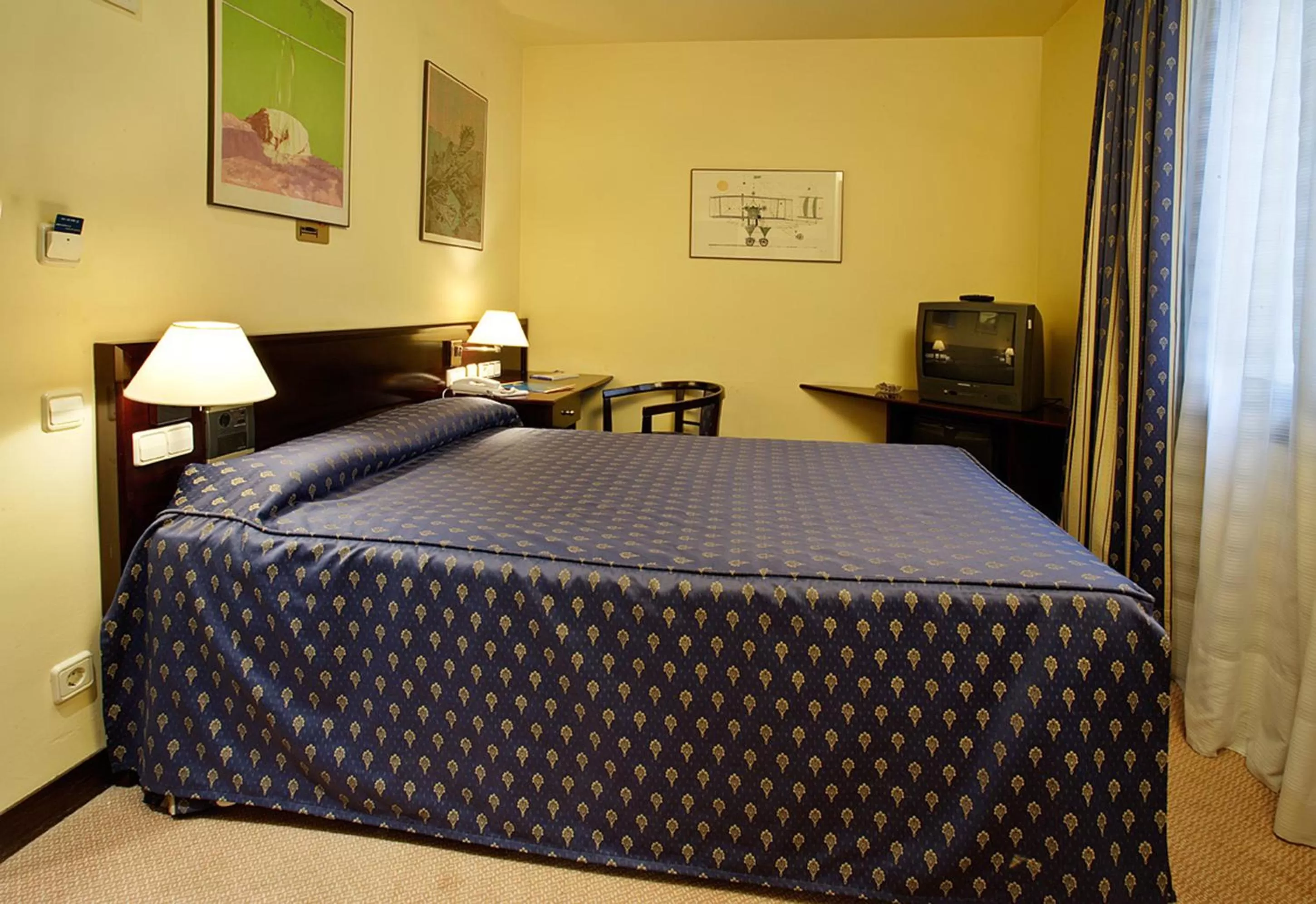 Budget Double Room - single occupancy in Atlantis by Atbcn