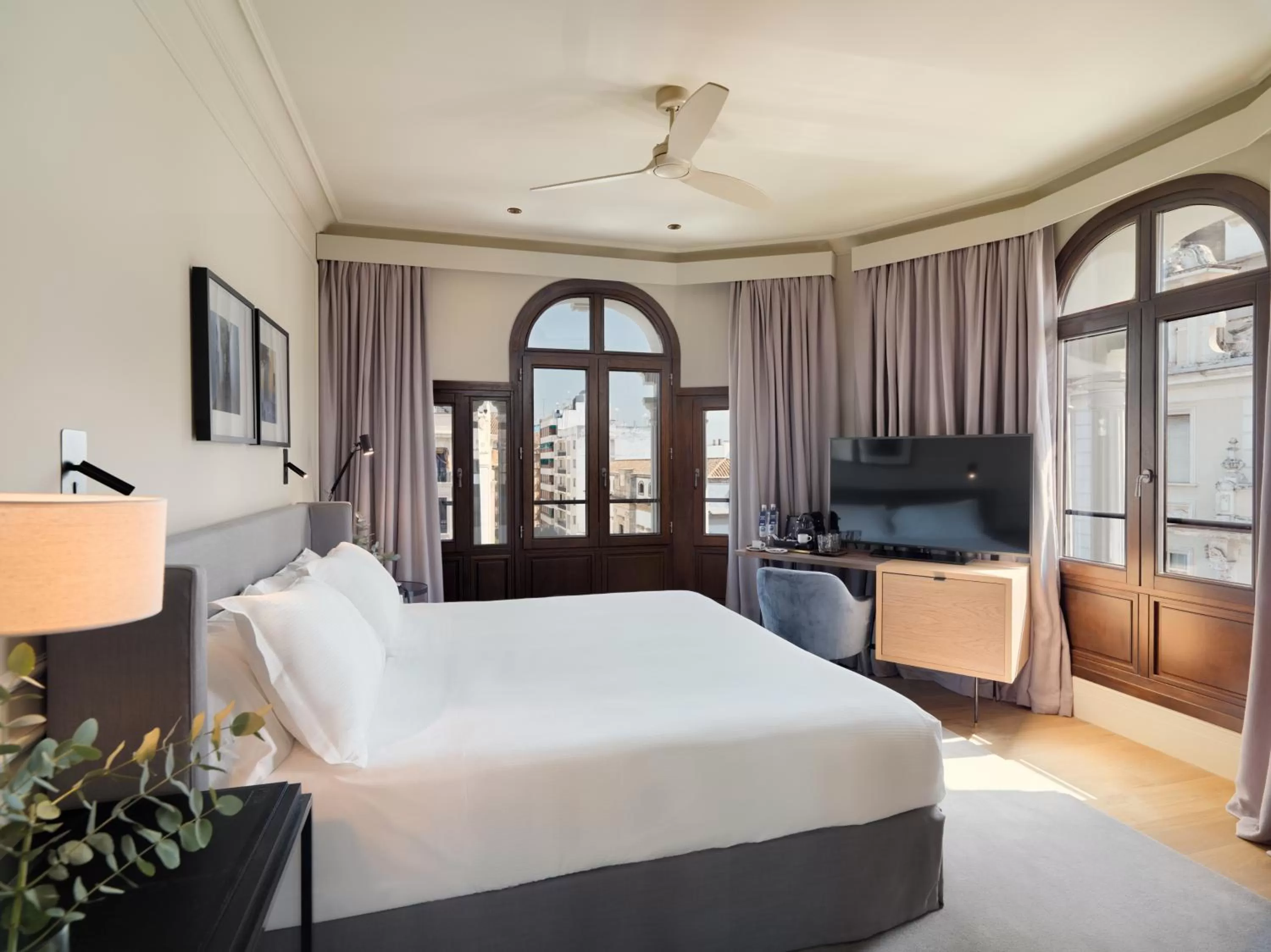 Double or Twin Room with City View in H10 Palacio Colomera