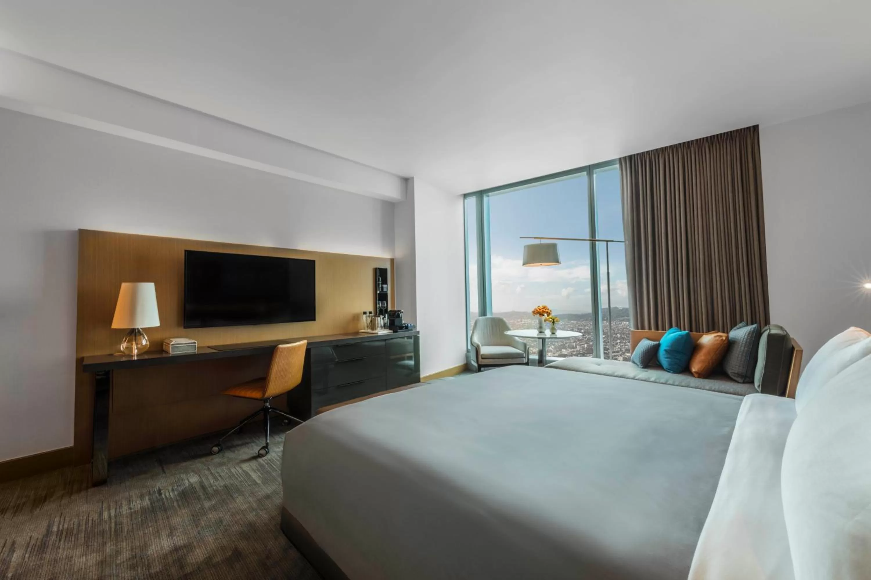 1 King Bed Club City View in InterContinental - Los Angeles Downtown by IHG