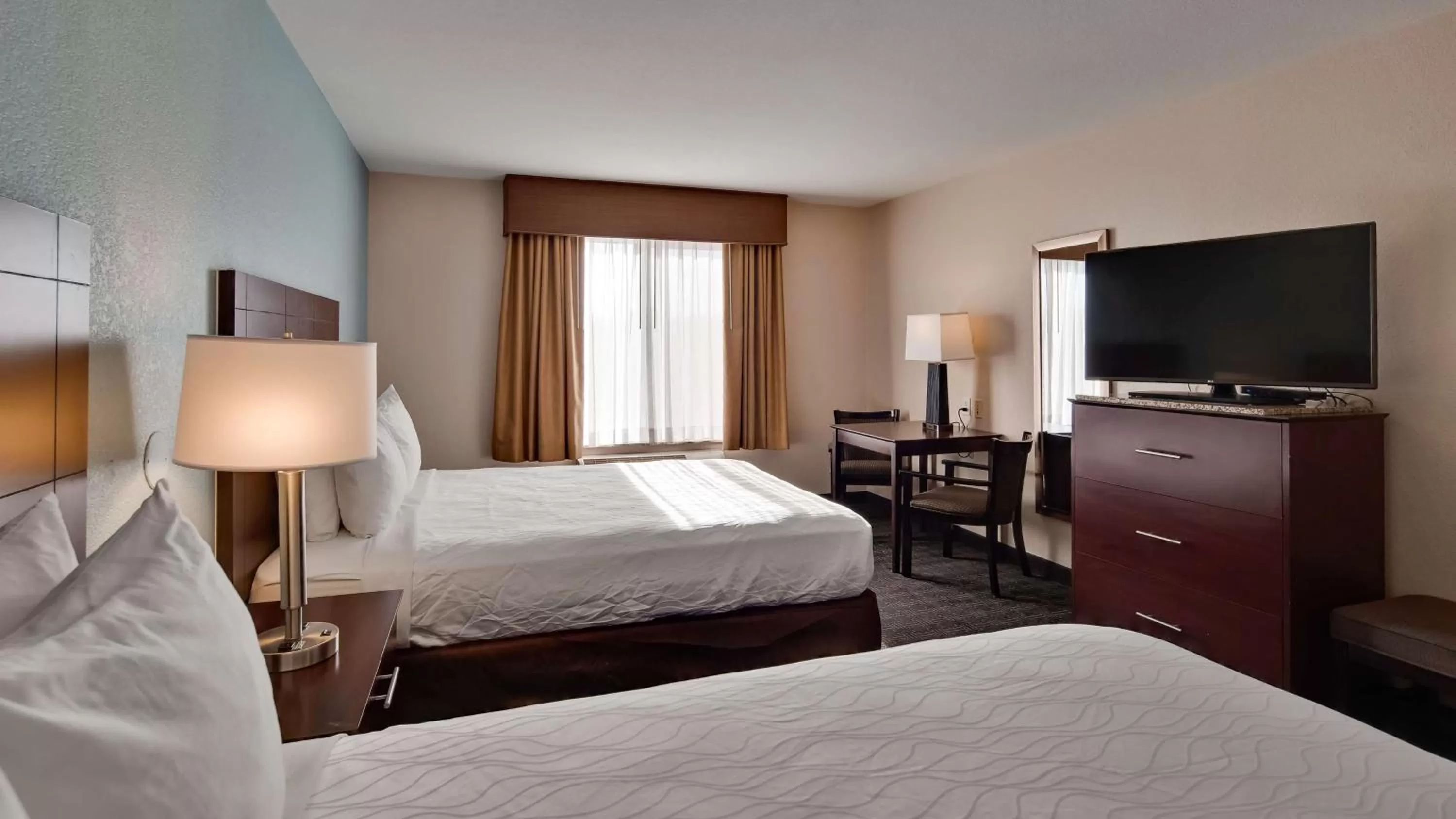 Queen Room with Two Queen Beds - Non-Smoking in Best Western Plus Gateway Inn & Suites - Aurora