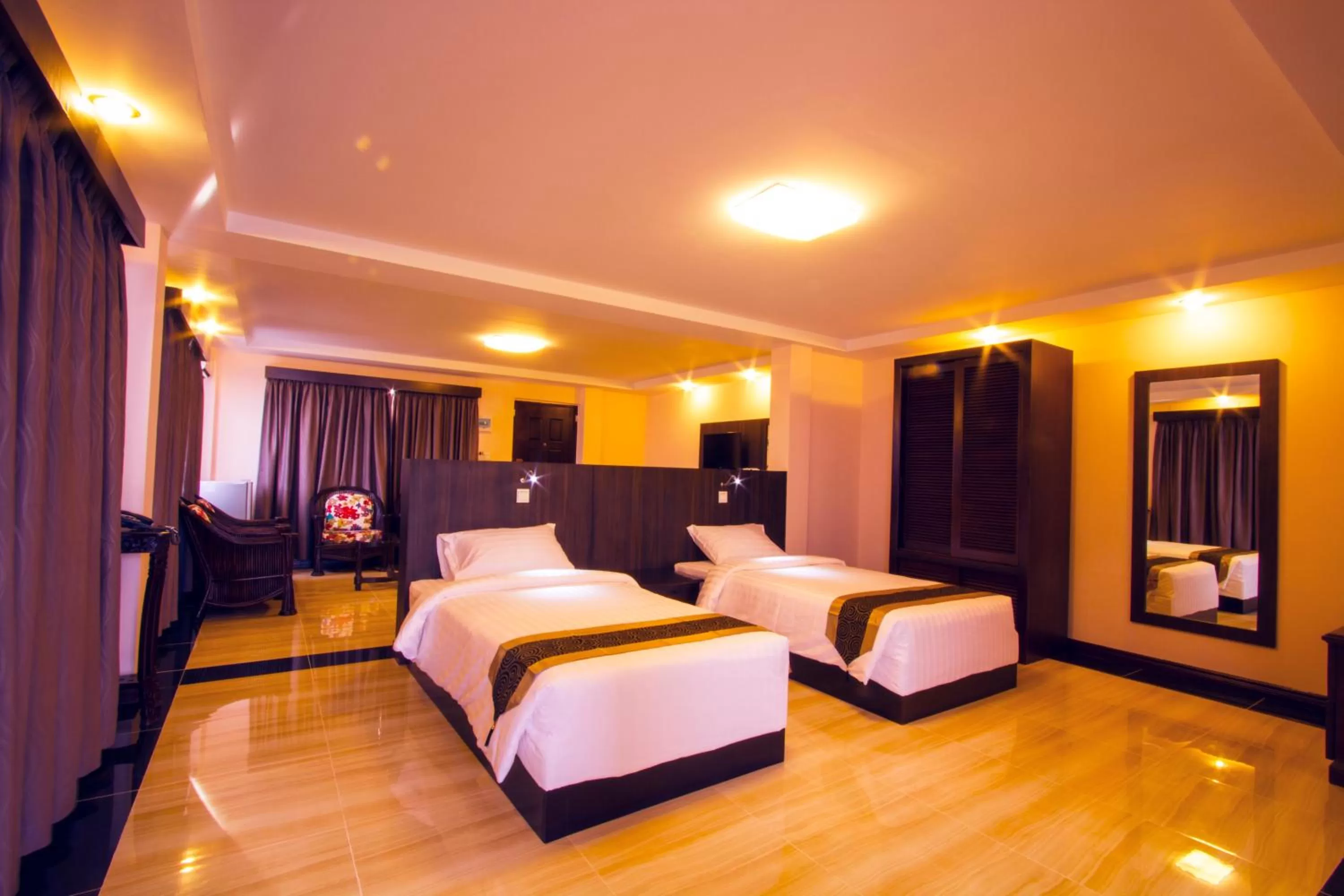 Penthouse Studio in Hotel Yankin