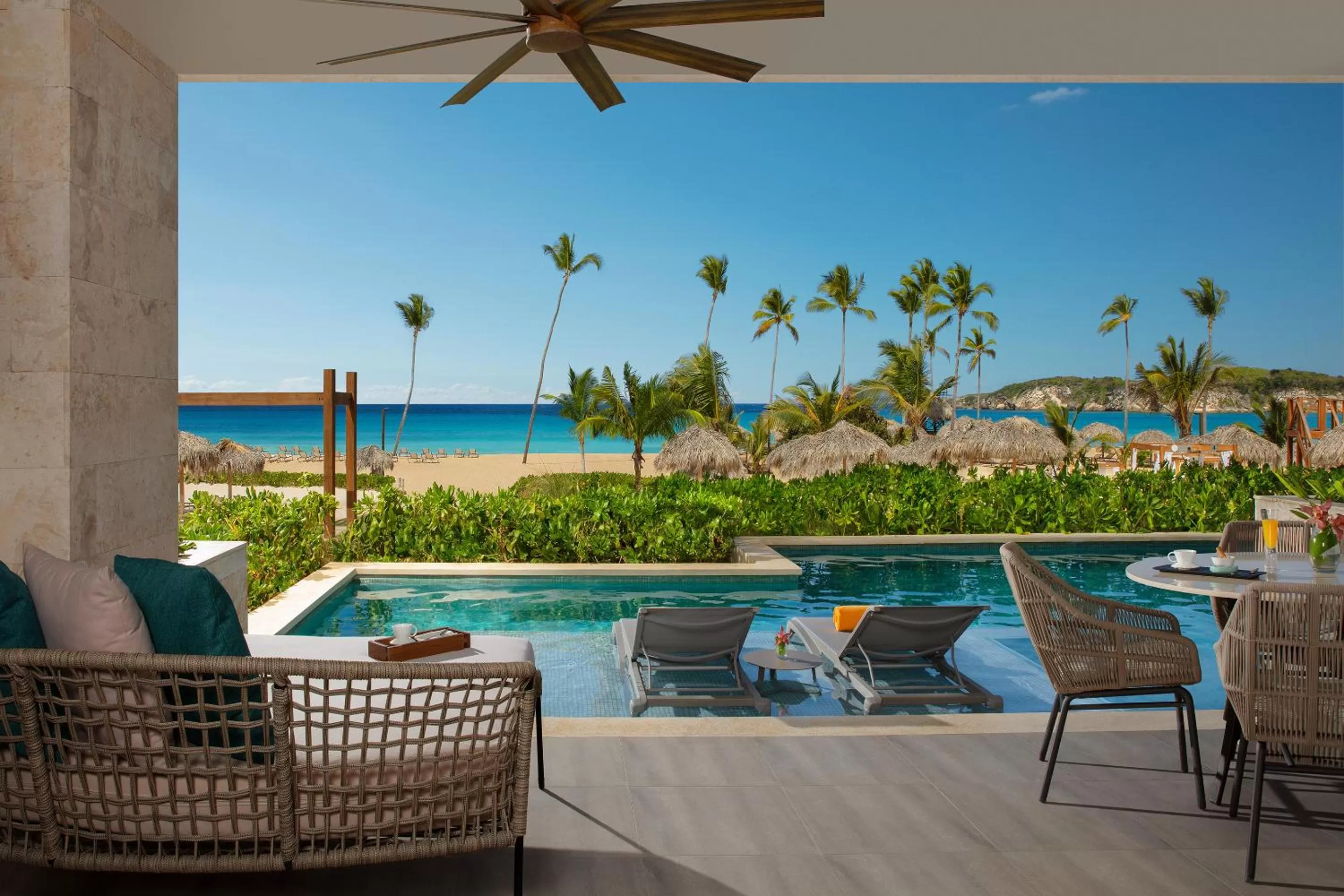 Preferred Club Master Suite Swim Out Ocean Front - single occupancy in Dreams Macao Beach Punta Cana - All Inclusive