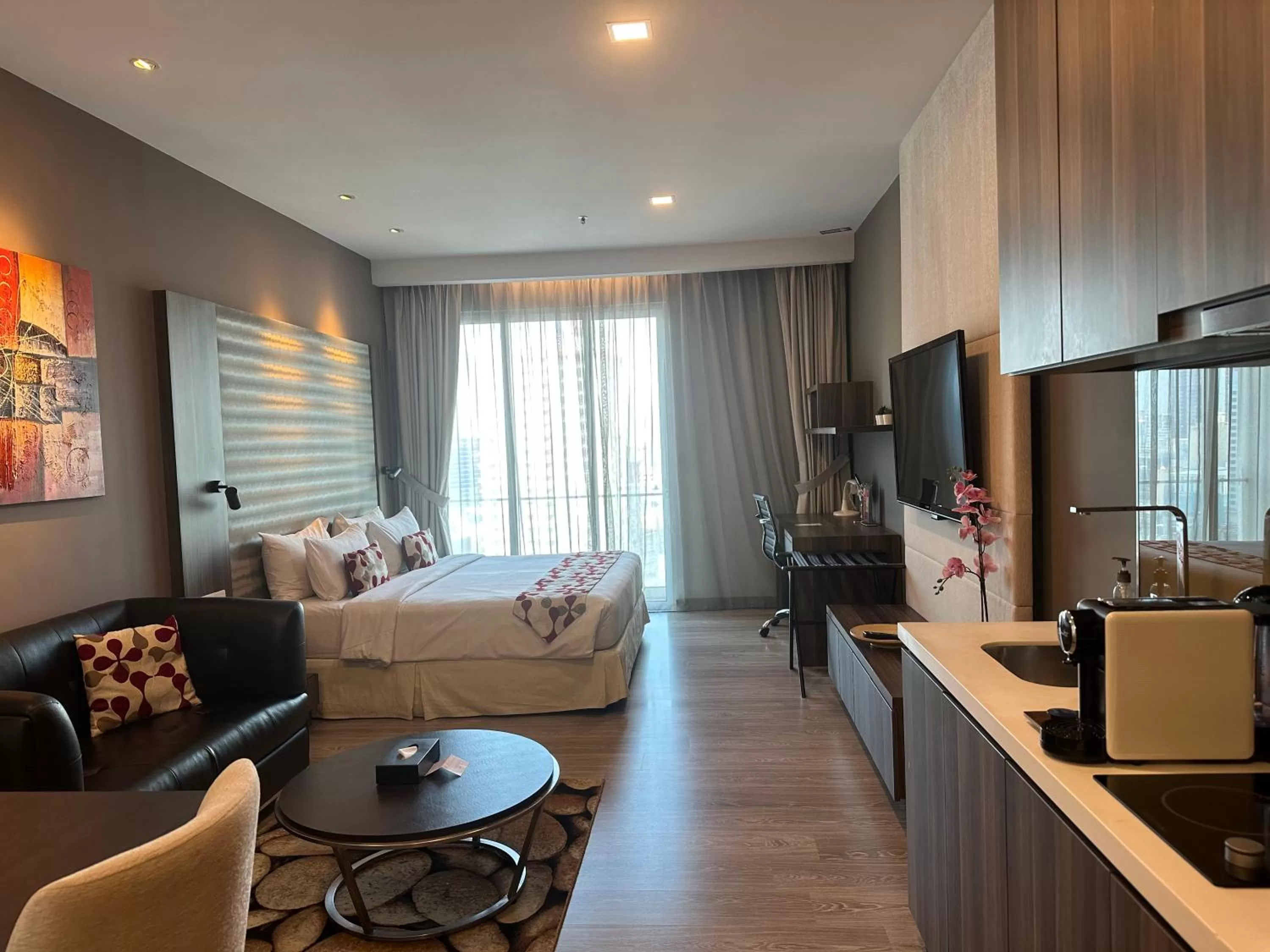 Premier King Room in Ramada Suites by Wyndham Kuala Lumpur City Centre