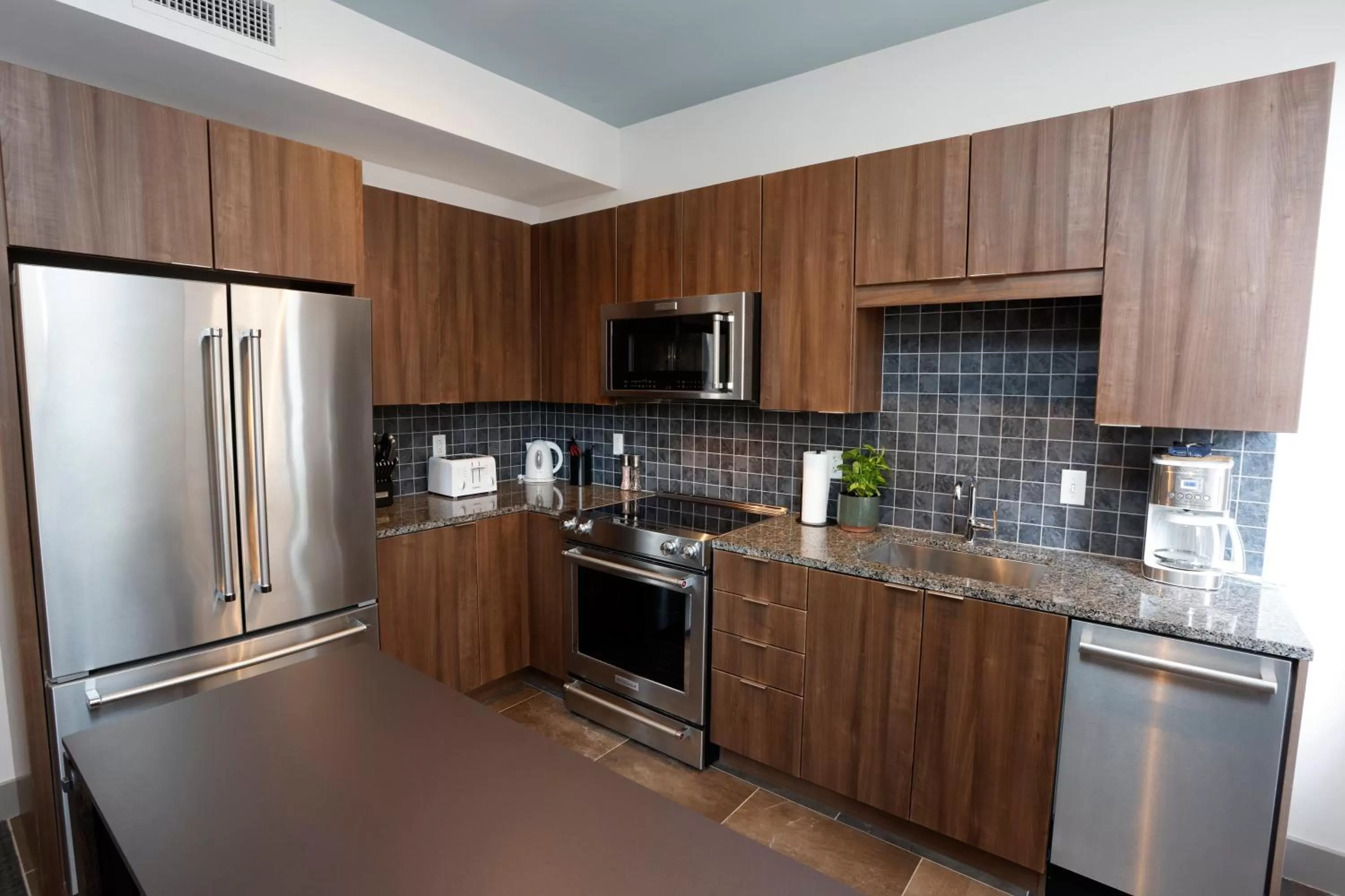 One-Bedroom Apartment in Kimpton Schofield Hotel by IHG