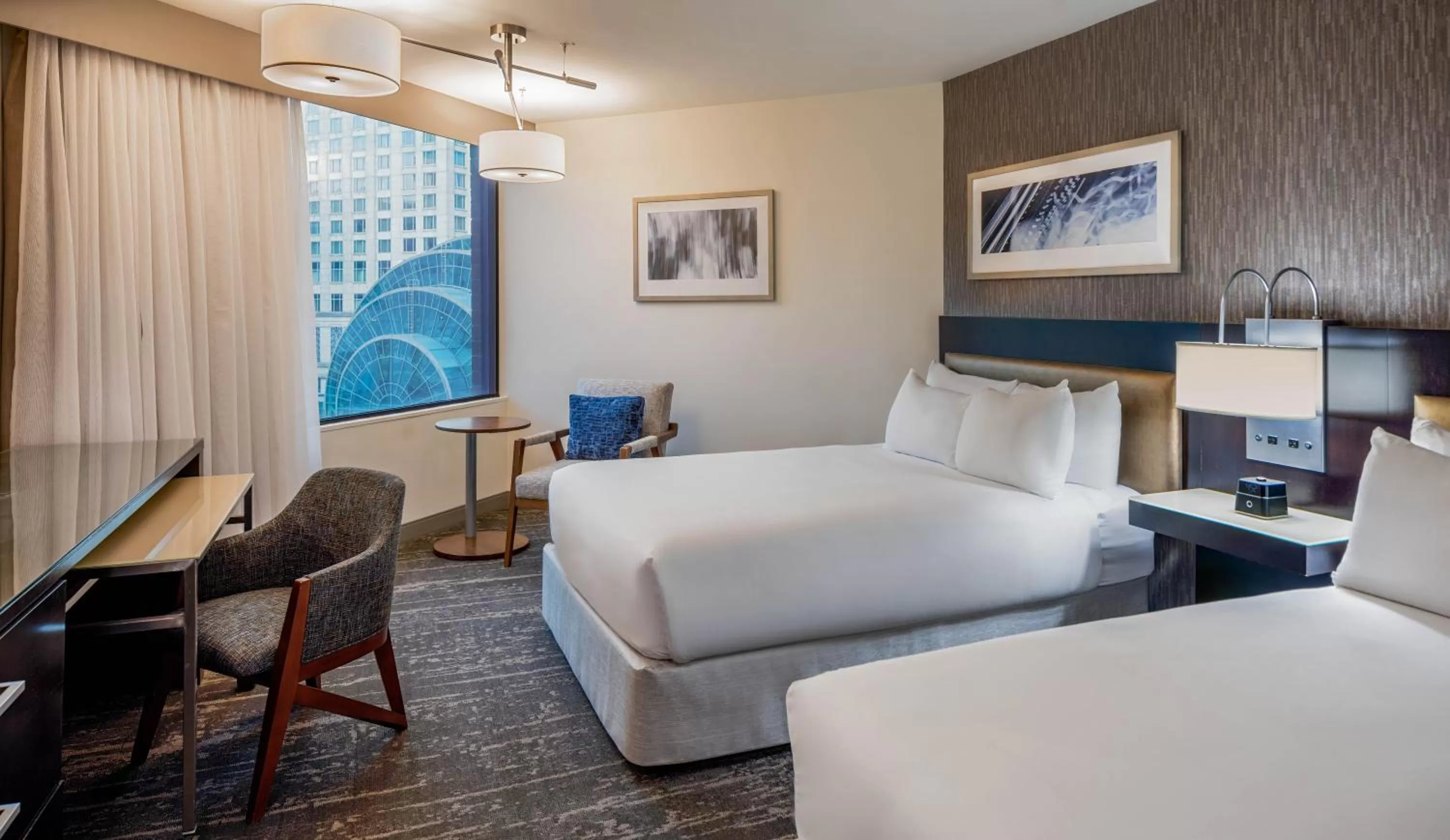 Double Room with Two Double Beds and Accessible Shower - Disability Access in Hyatt Regency Indianapolis