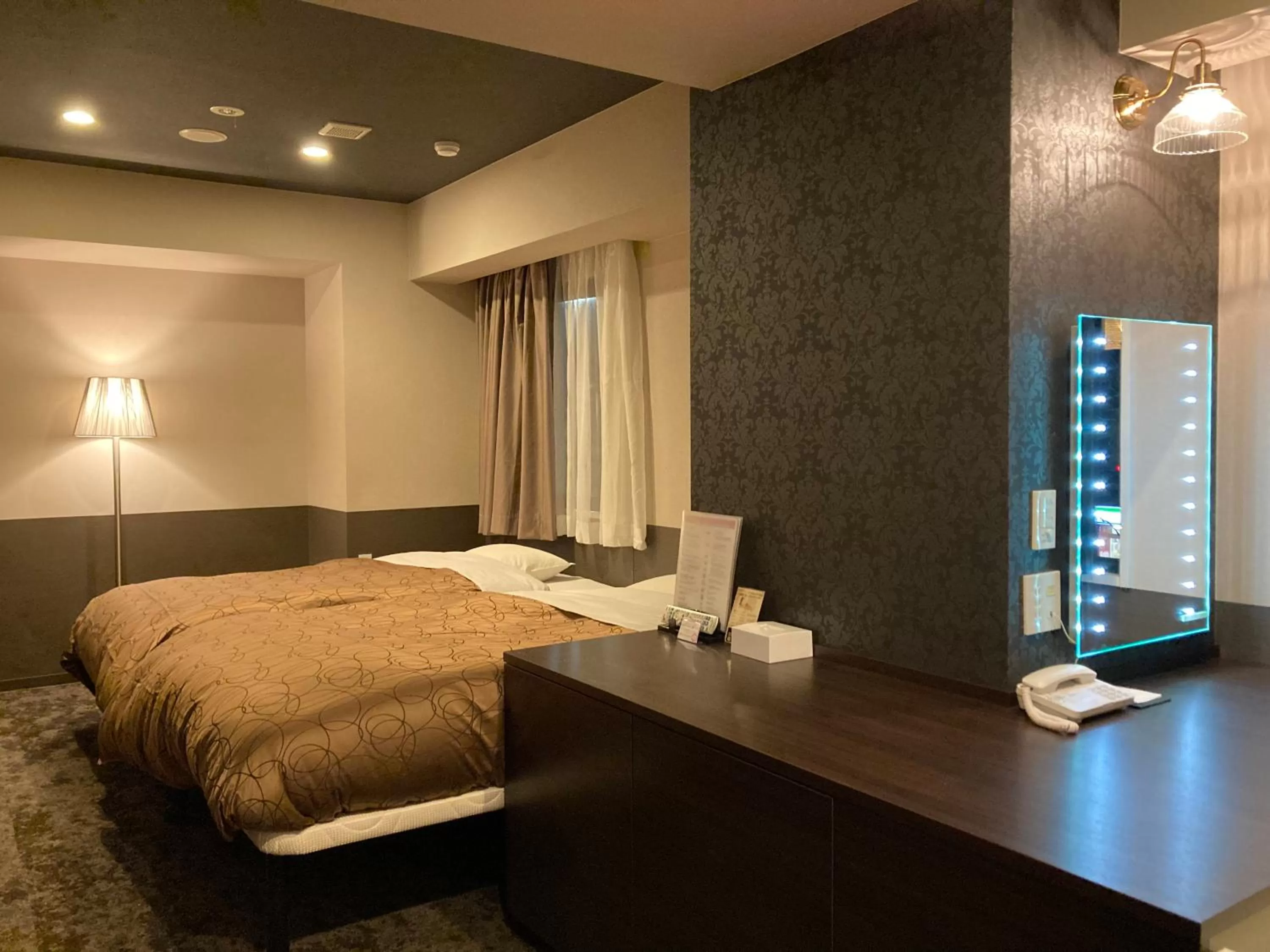 Standard Twin Room in Hotel Kyoto Base