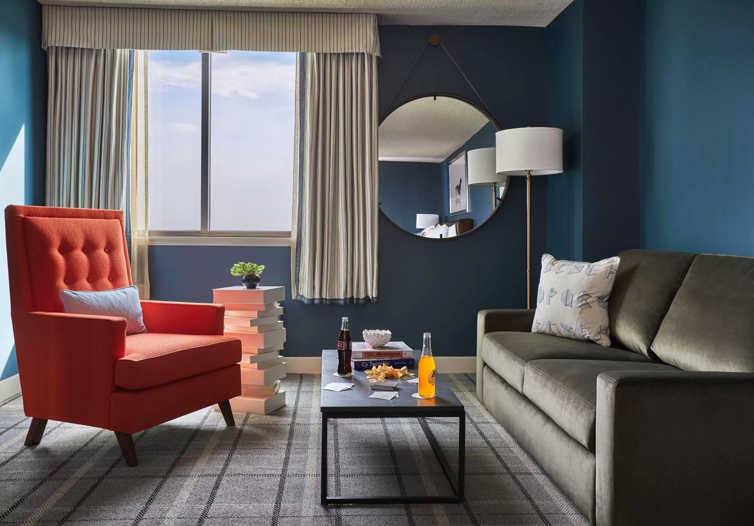 Deluxe King Room - Non-Smoking in Graduate by Hilton Richmond