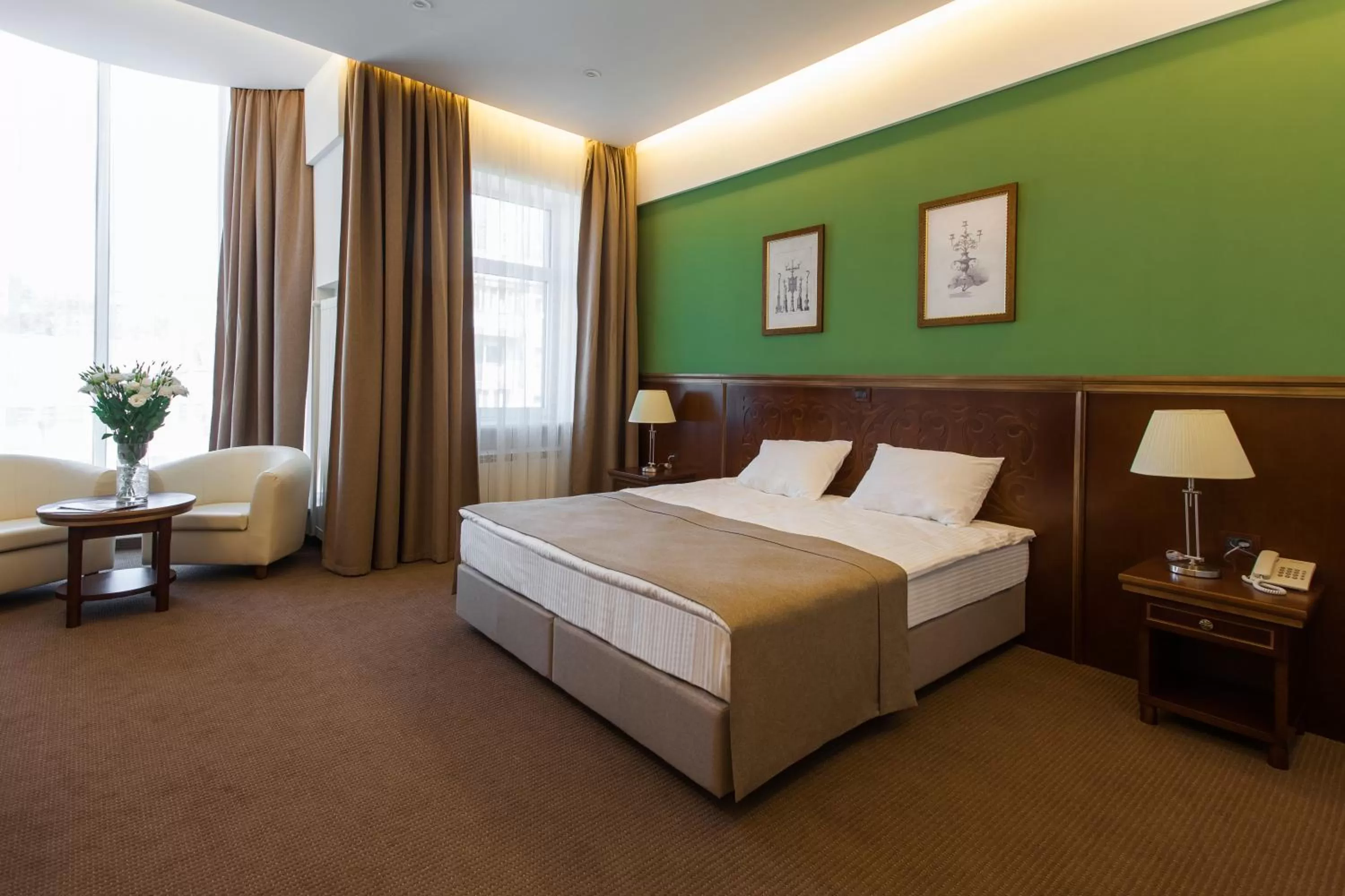 Deluxe Double or Twin Room with City View - single occupancy in Alarus Luxe Hotel