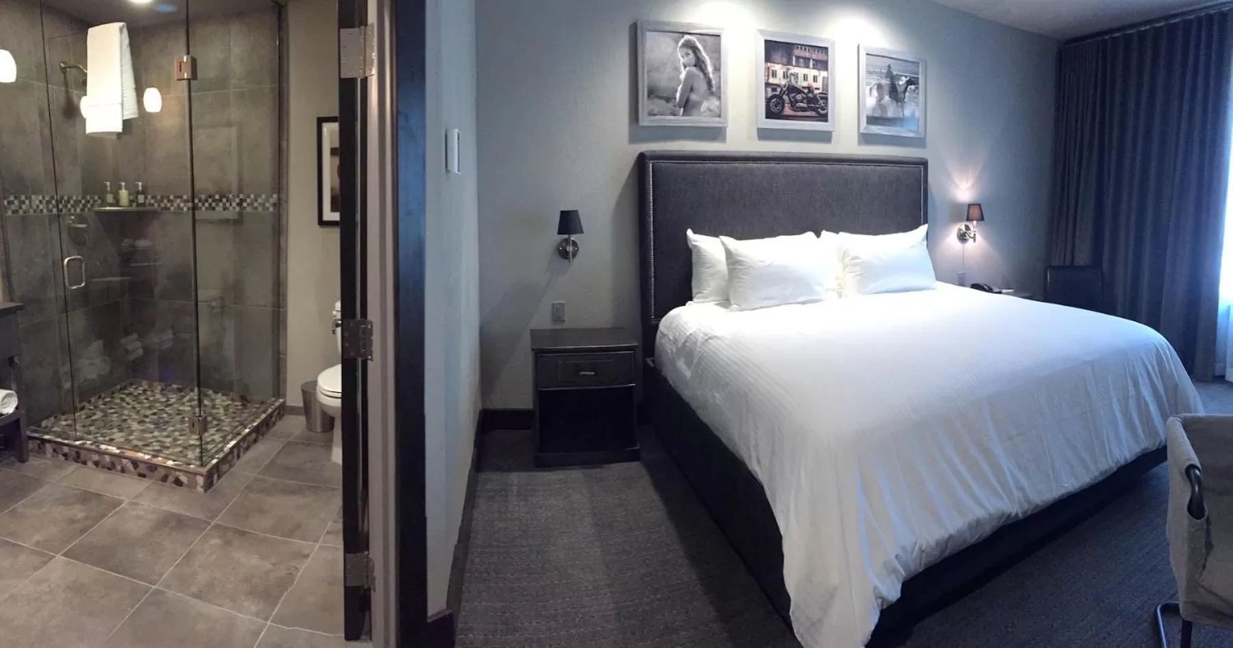 Deluxe King Room in Firebrand Hotel