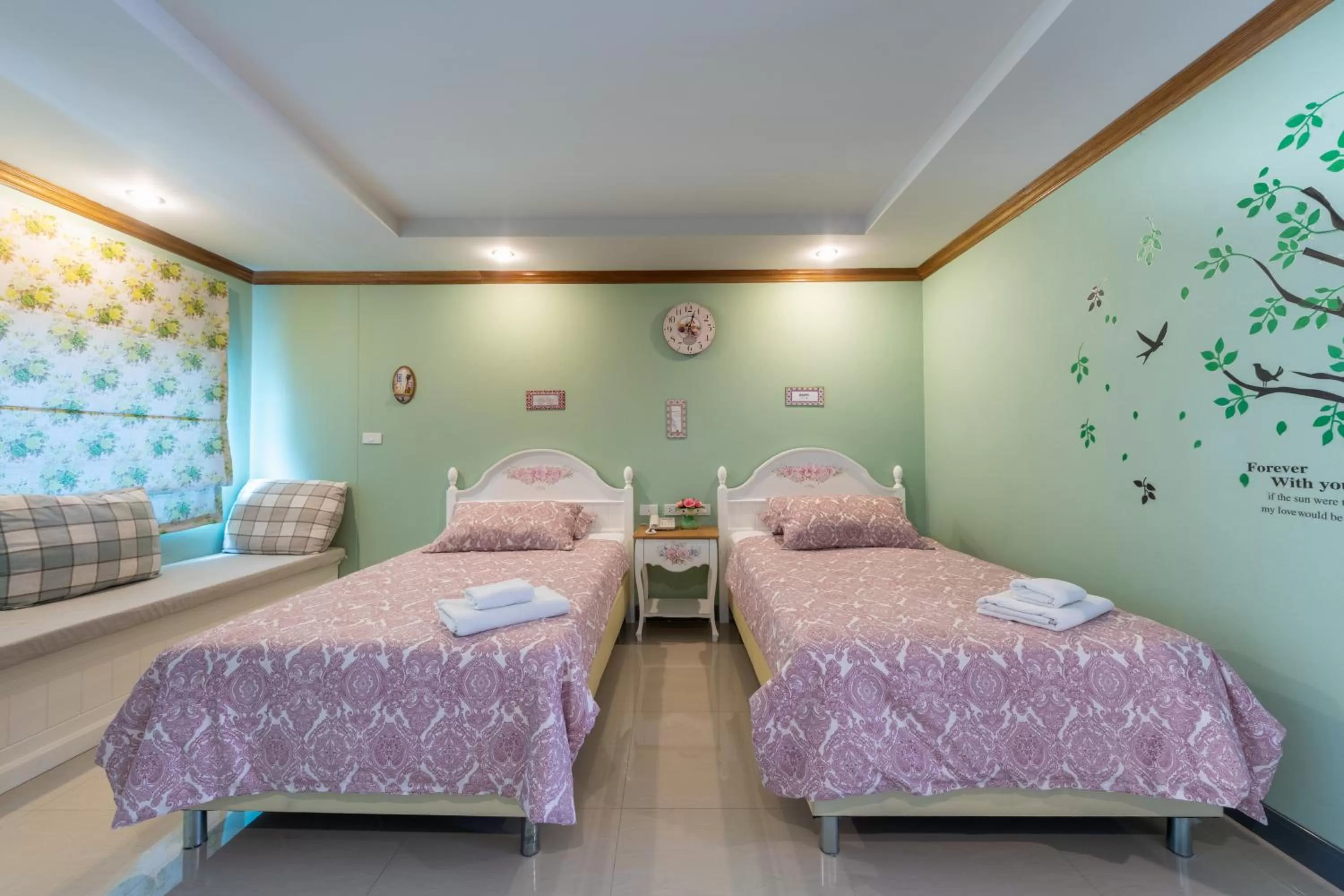 Superior Twin Room in The Lilly Hotel