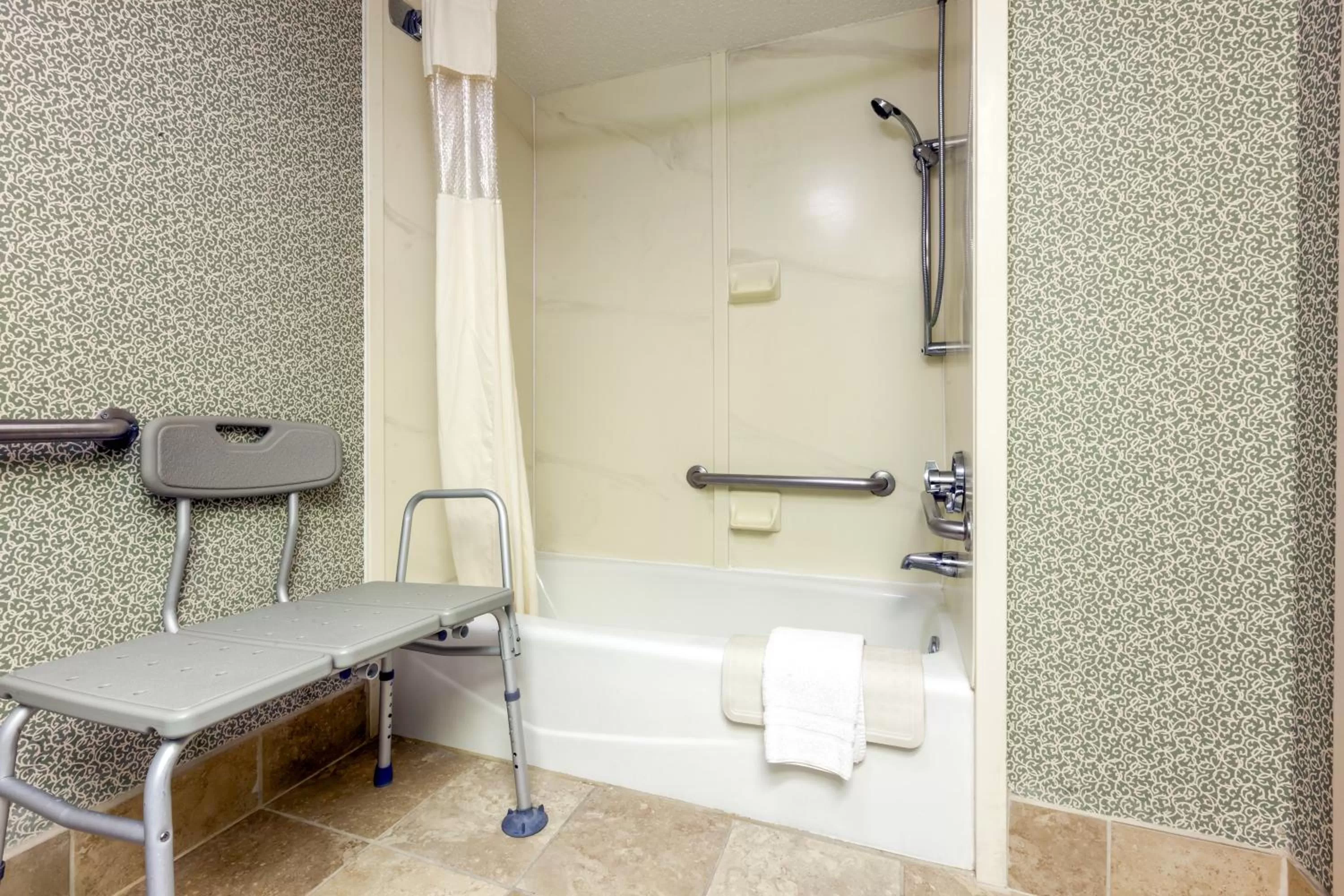 1 Double Bed, Mobility Accessible Room, Bathtub w/ Grab Bars, Non-Smoking in Baymont by Wyndham Amarillo East