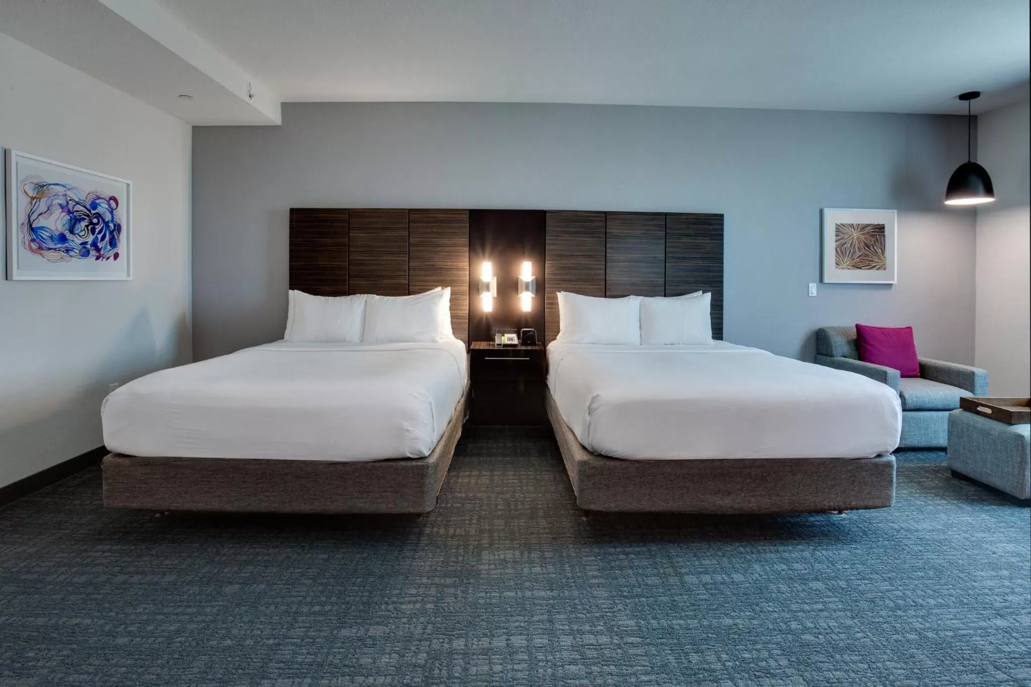Standard Queen Room with Two Queen Beds and Mobility Accessible Tub in Crowne Plaza Hotel & Resorts Fort Lauderdale Airport/ Cruise by IHG