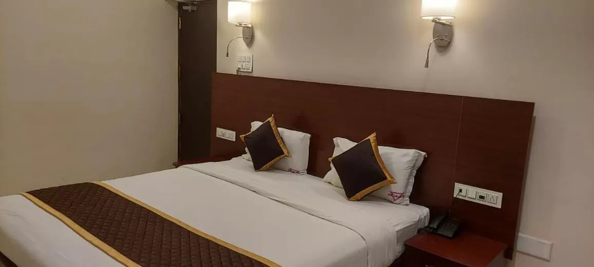 Deluxe Room in YMCA PROGRAM CENTRE