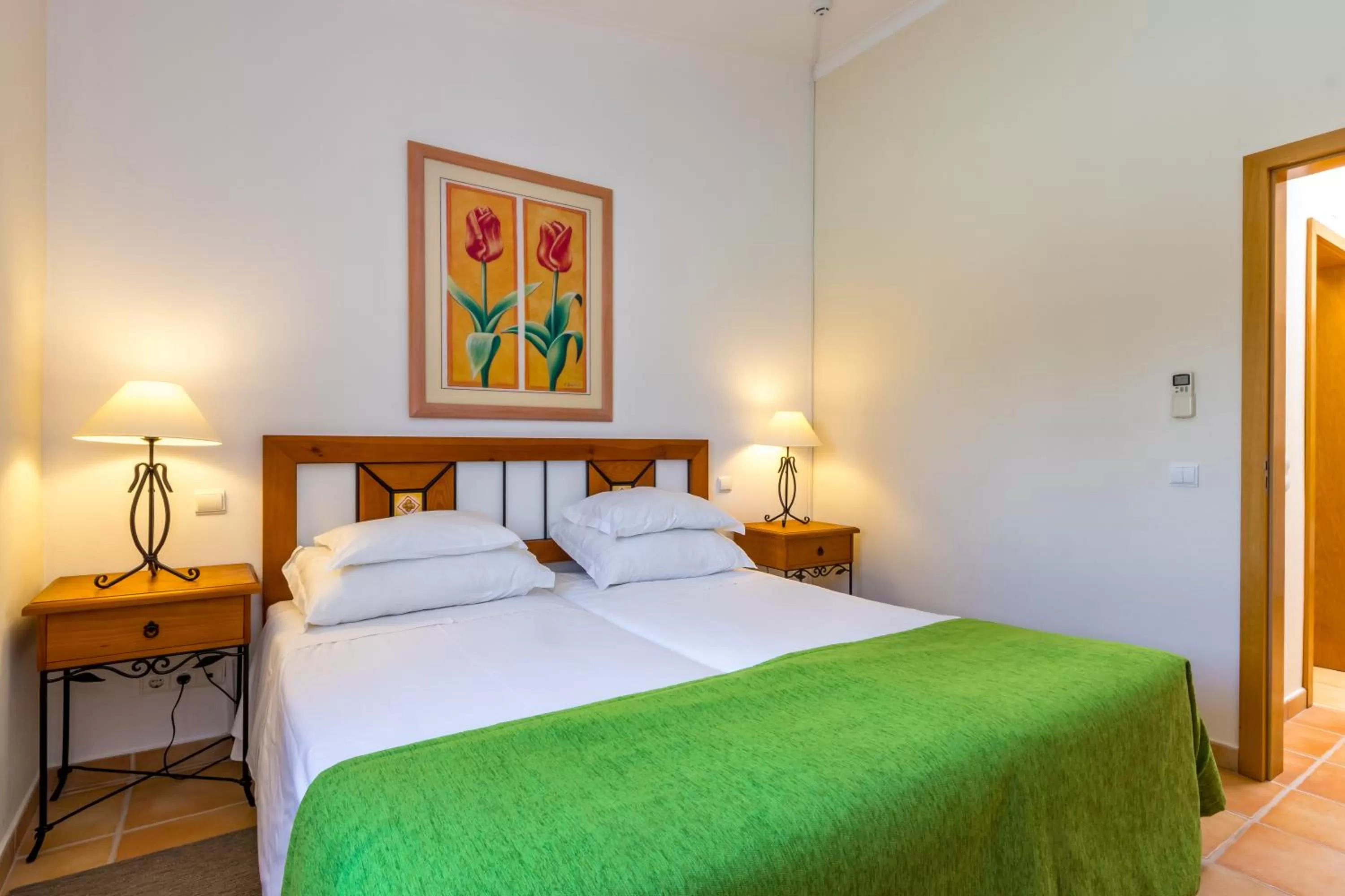 Standard One-Bedroom Apartment in Pestana Palm Gardens