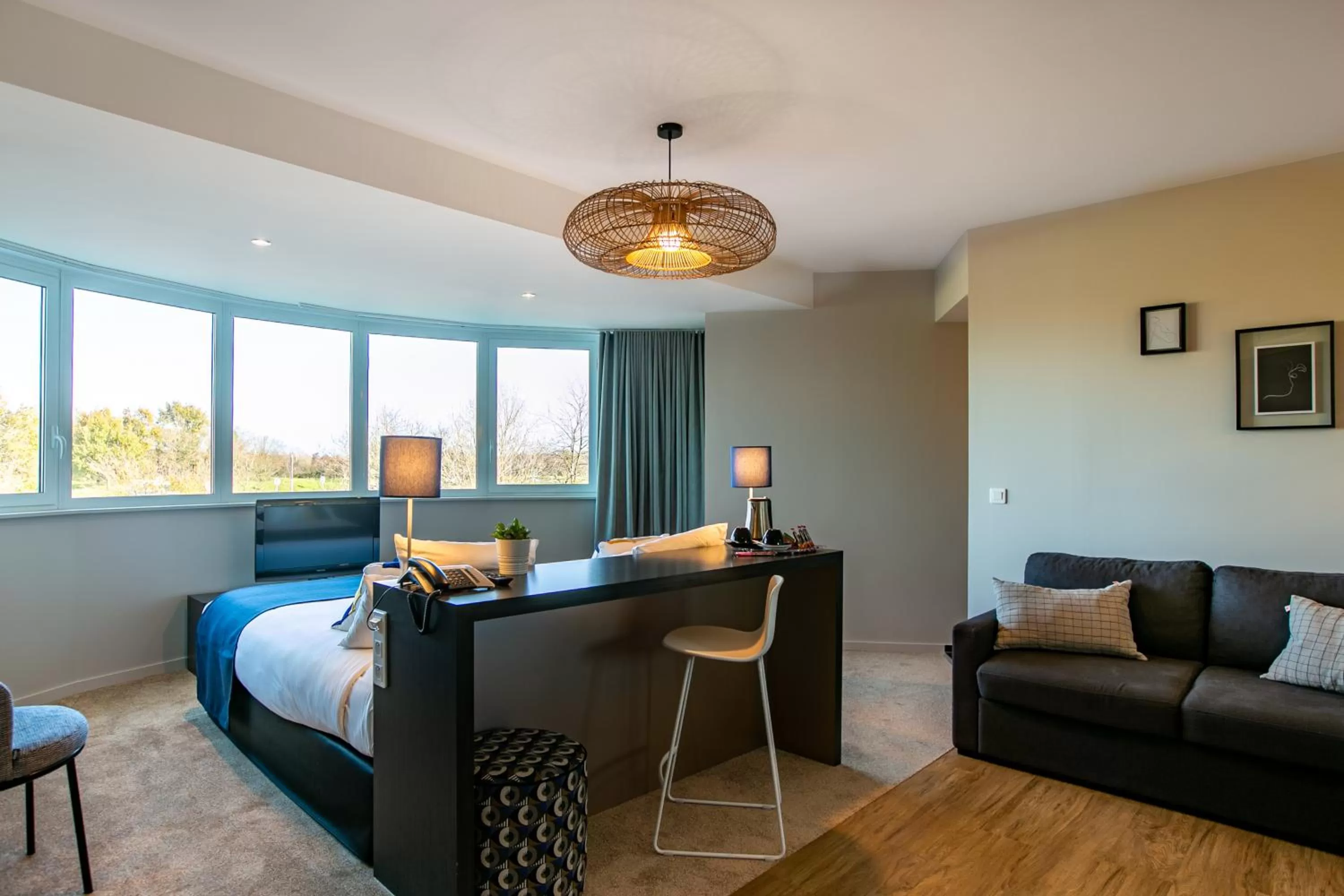 Club Double Room in Hotel Restaurant Saint James, Montaigu-Vendée The Originals Boutique