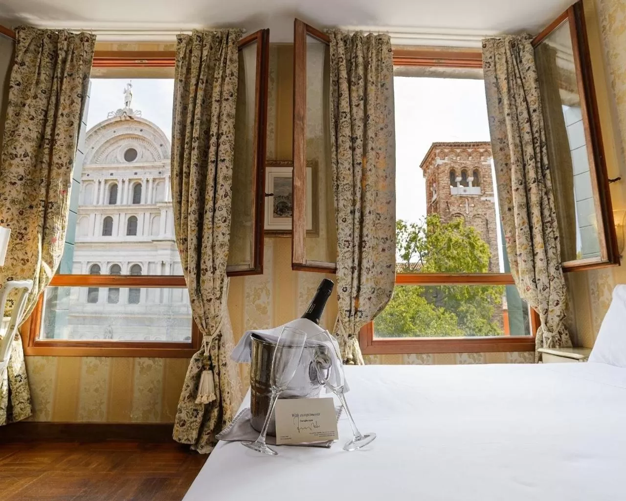 Superior Double or Twin Room with City View in Hotel San Zaccaria